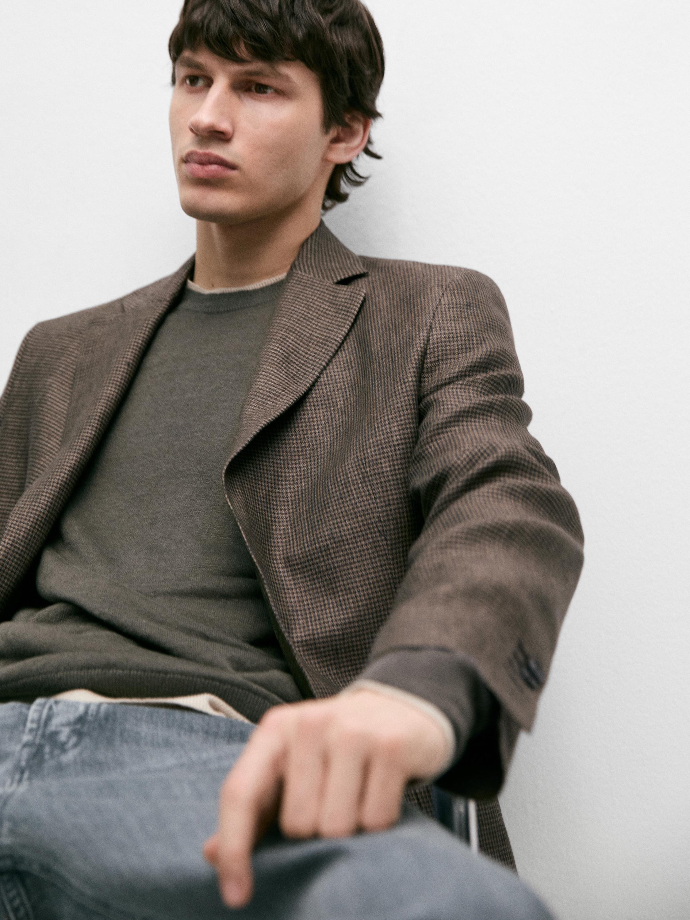 Linen blazer with pocket details