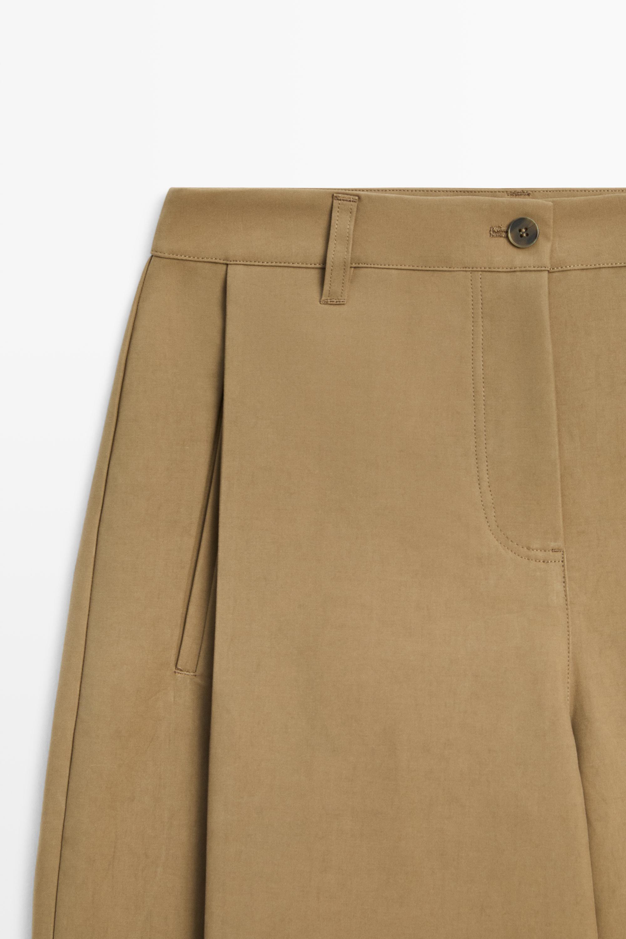 Barrel fit pants with side pleats