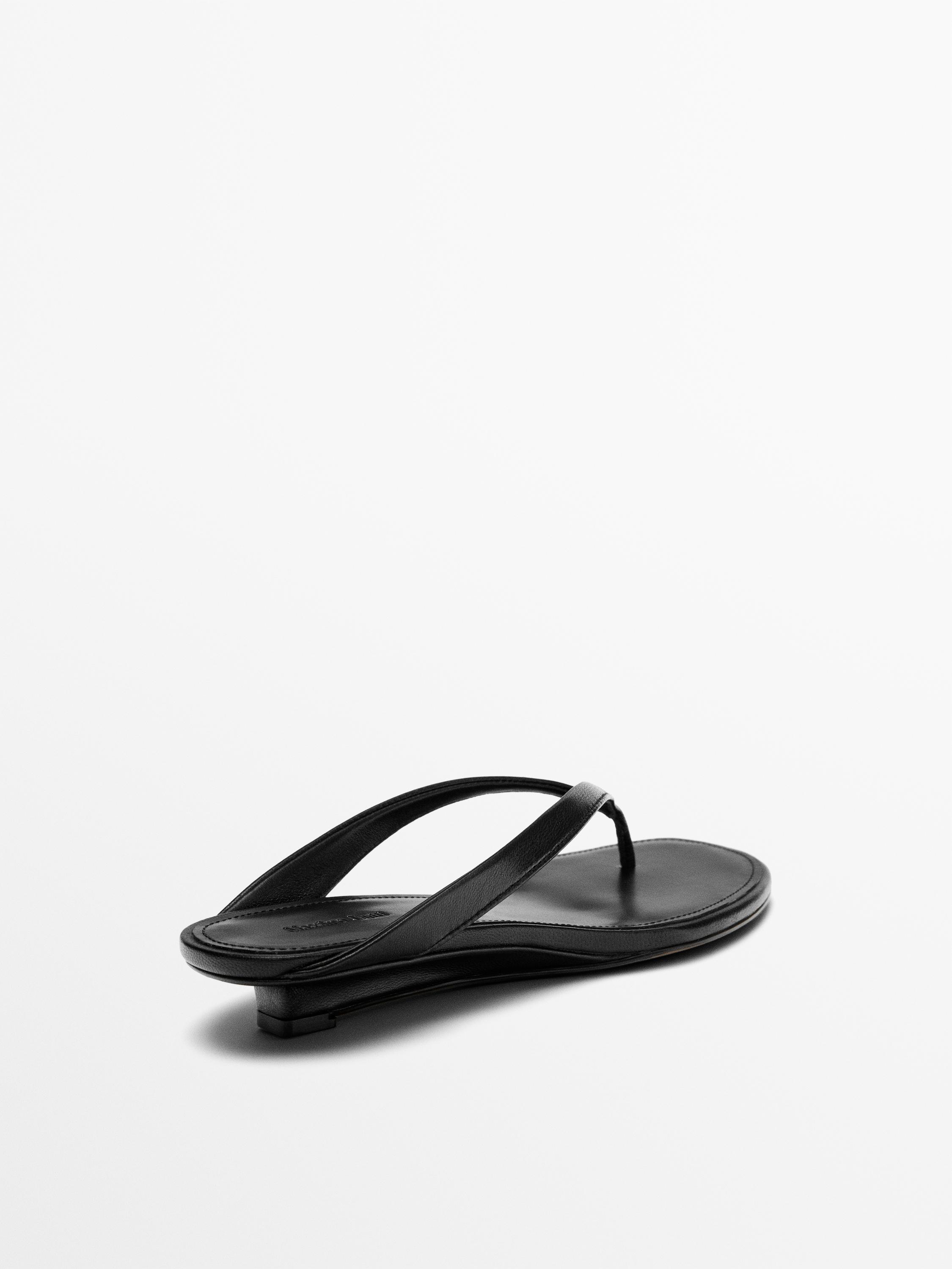 Mid-heel toe sandal — BLACK