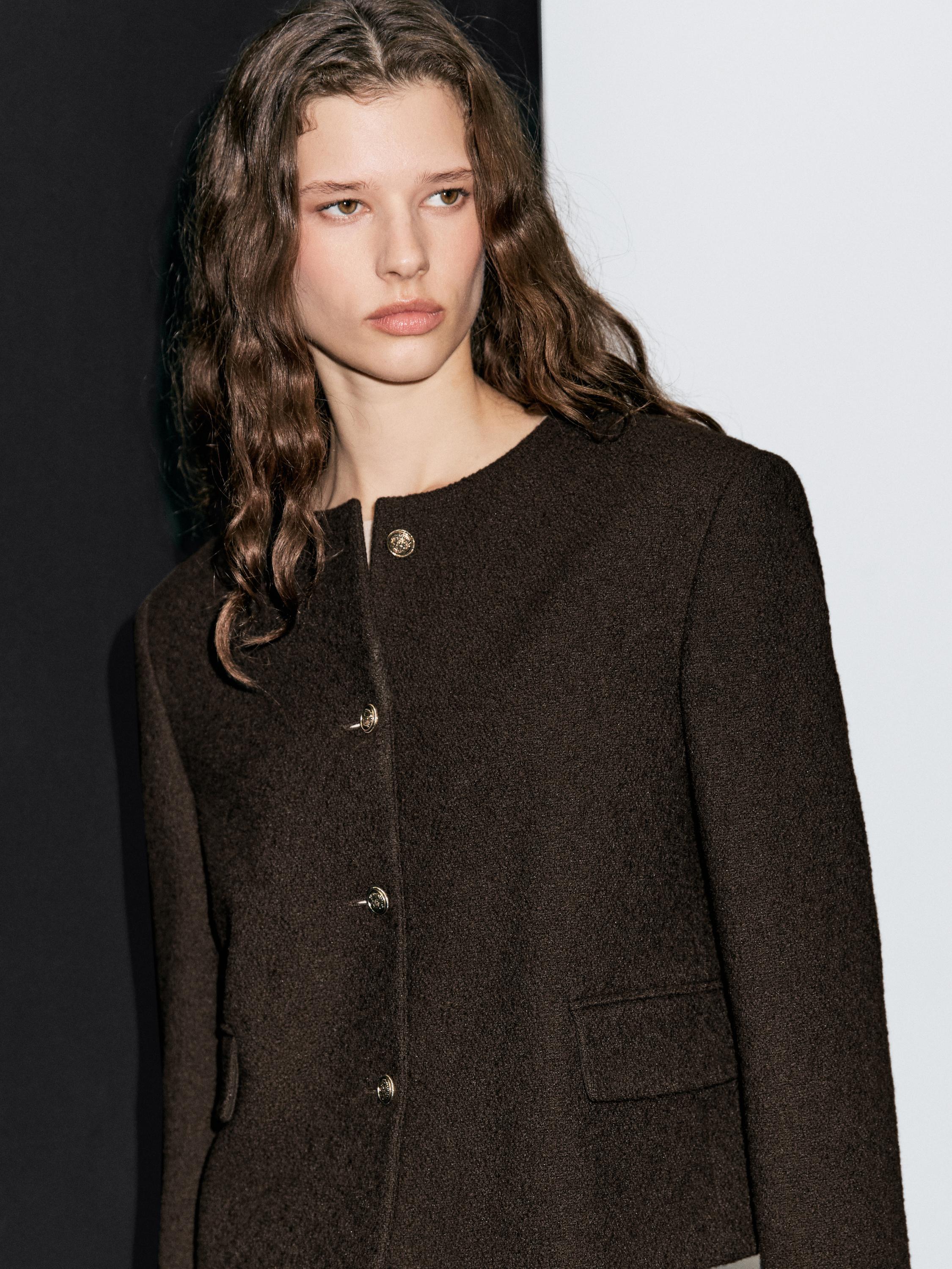 Veste courte boutons fantaisie