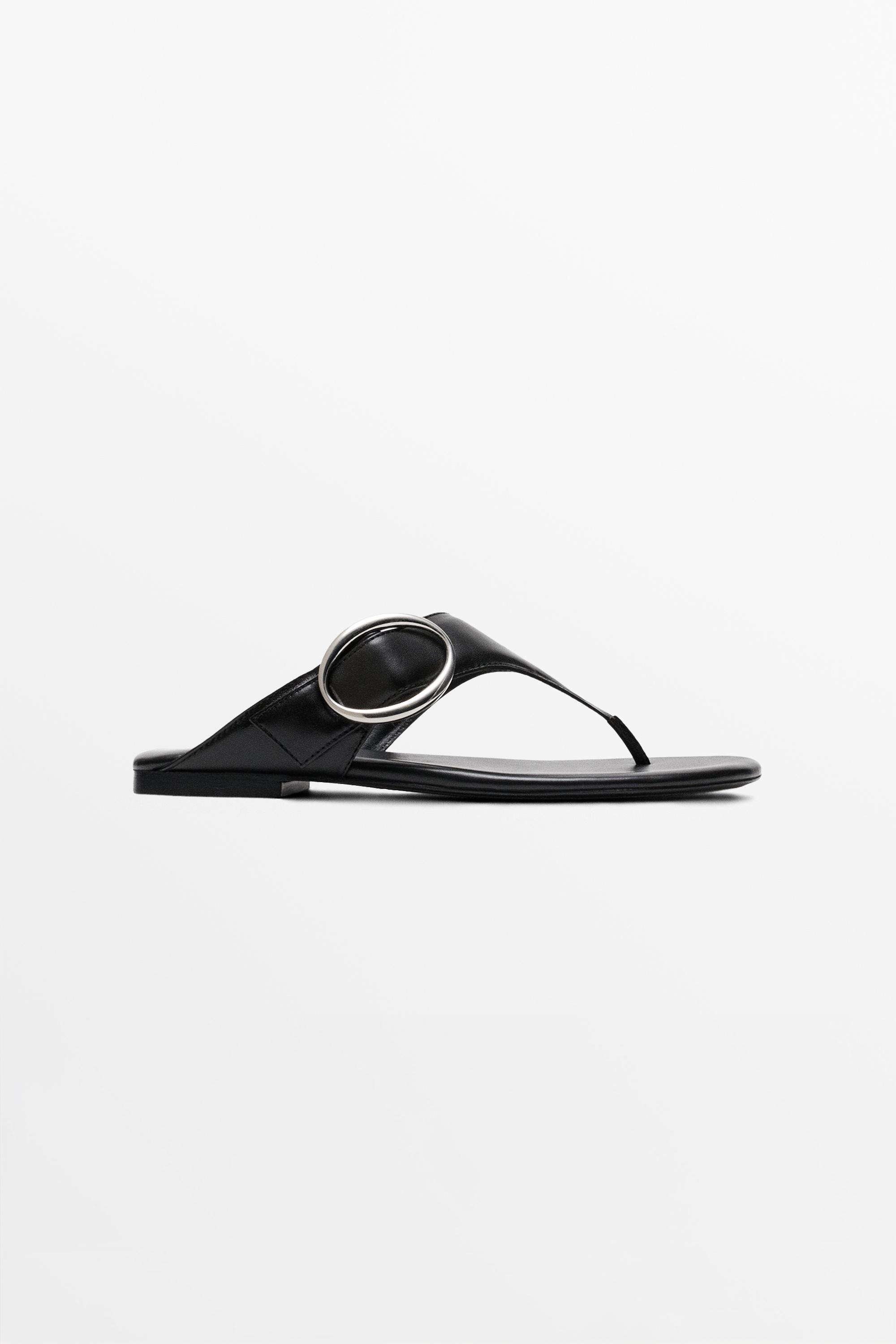 Leather sandals with metal ring — BLACK