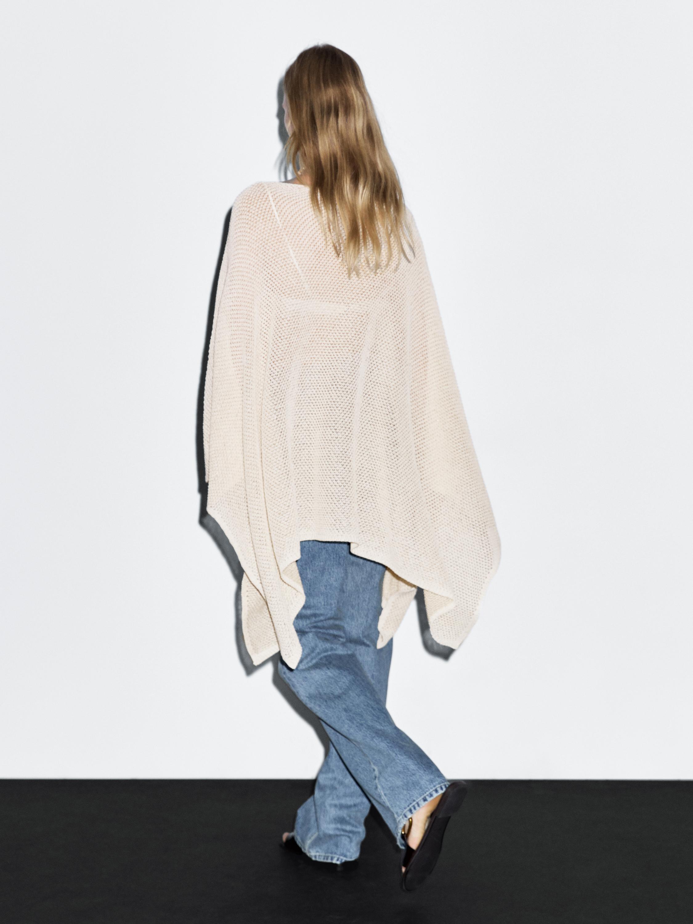 Textured knit cape