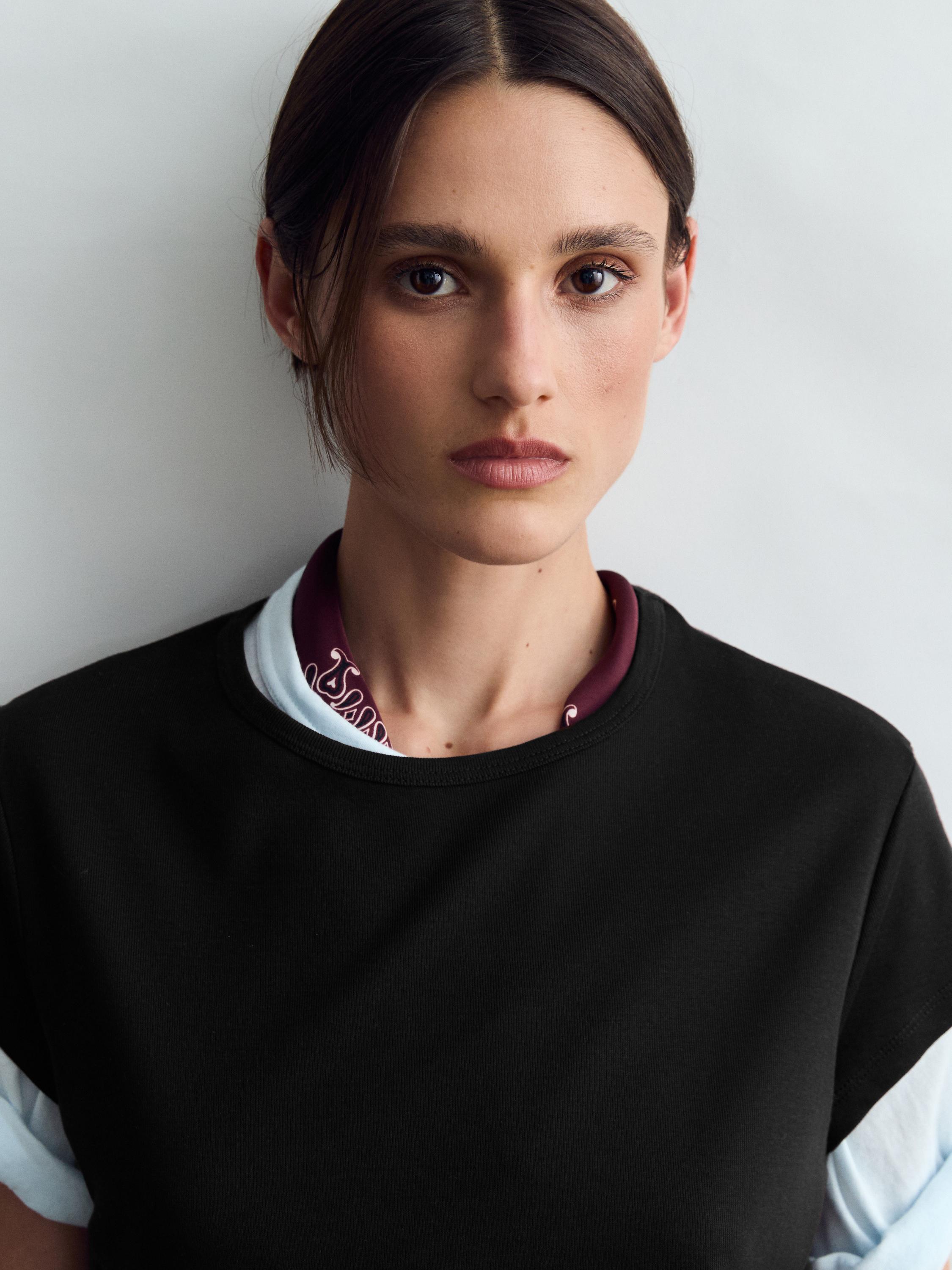100% mercerised cotton short sleeve T-shirt — BLACK