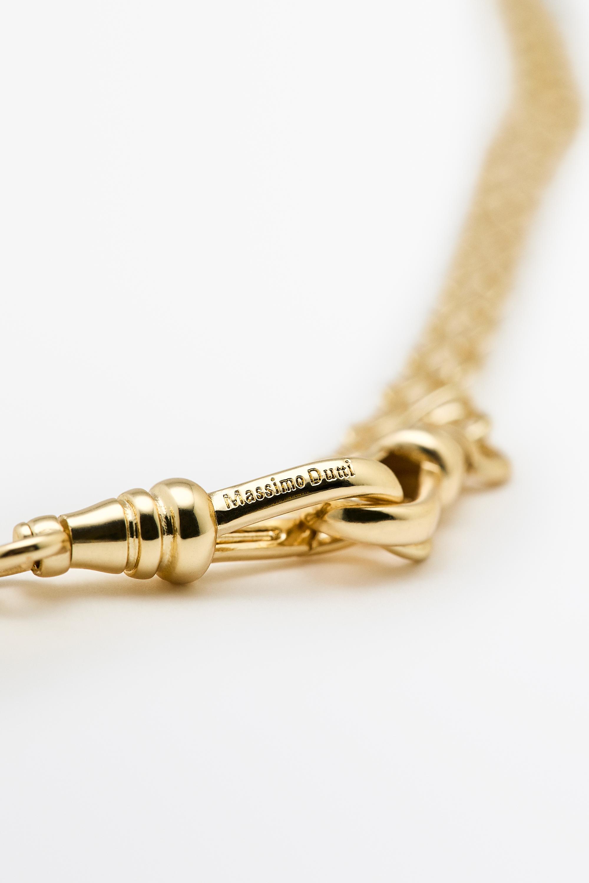 Amphora pendant necklace — GOLDEN
