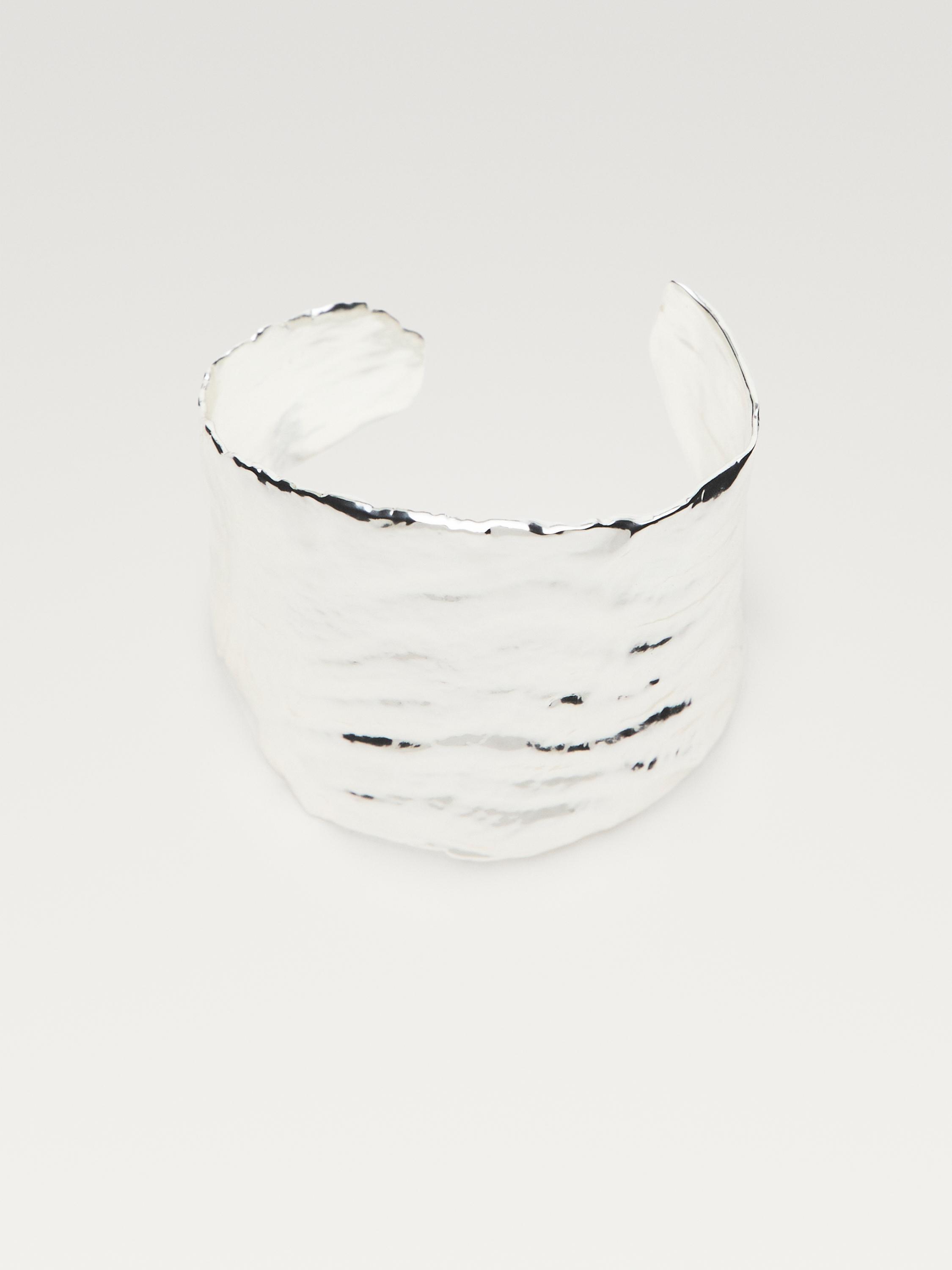 Wide textured bracelet — SILVER
