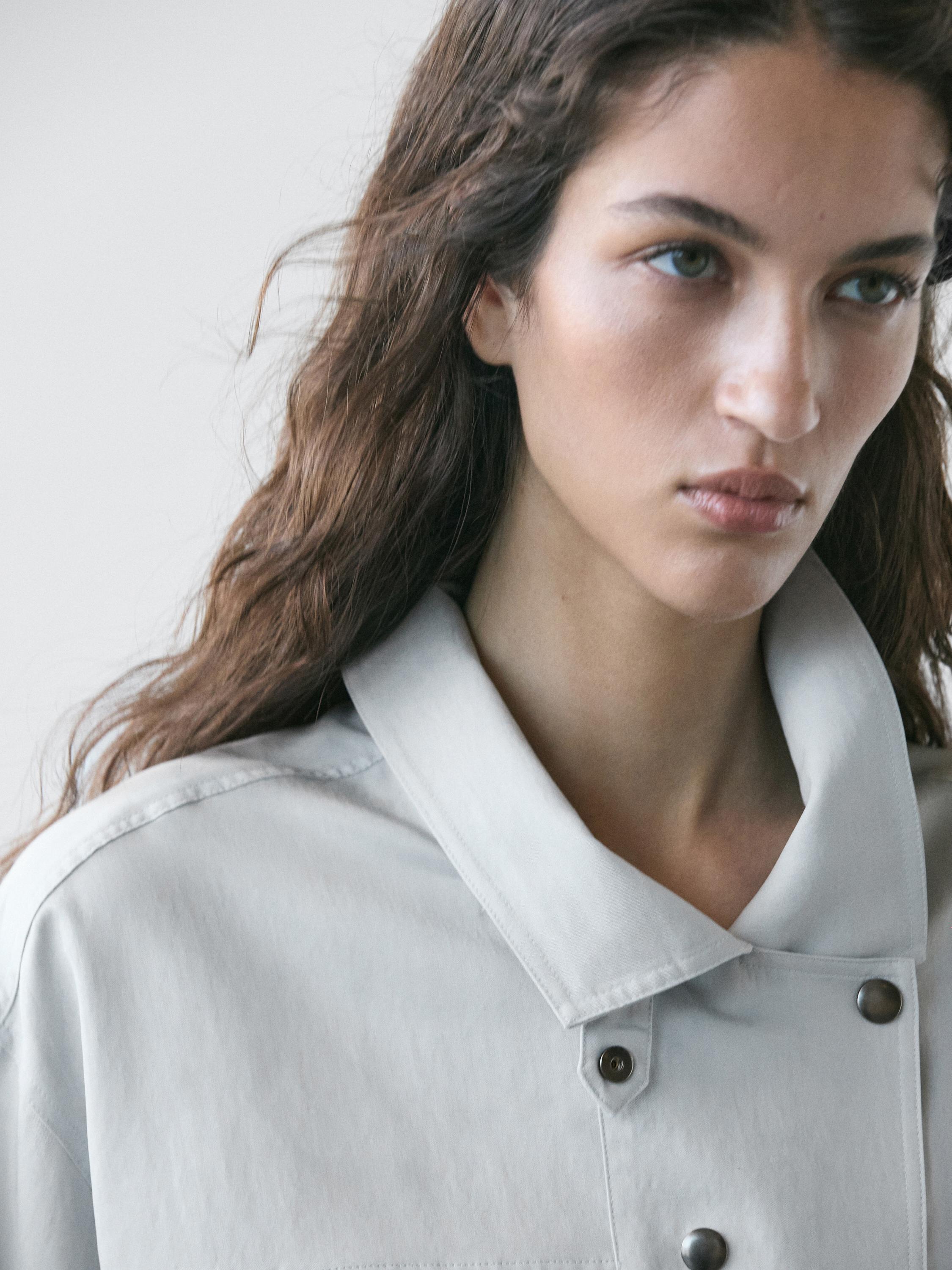 Camisa fluida detalle botones