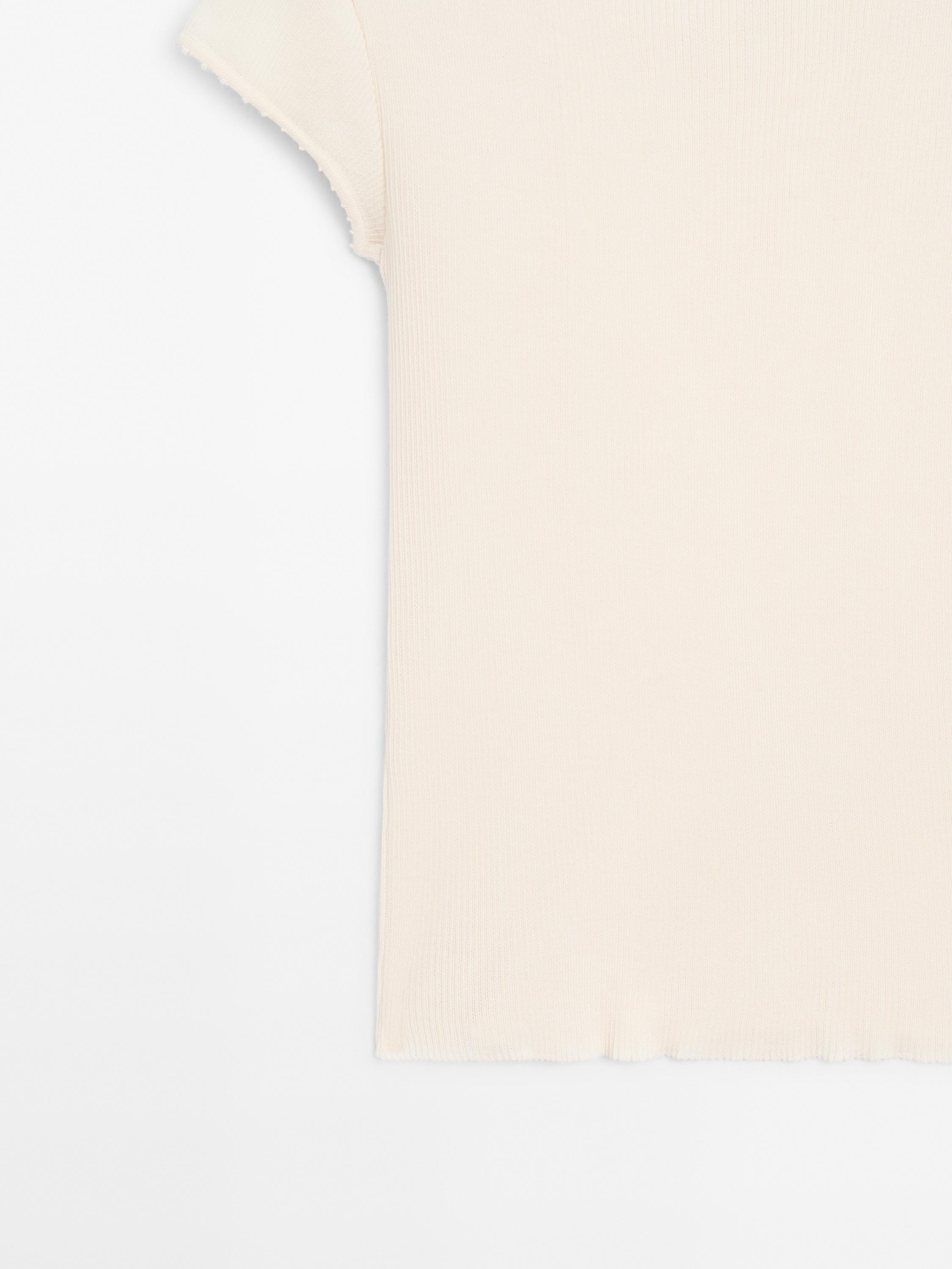 100% cotton short sleeve T-shirt · Cream · T-shirts And Polo