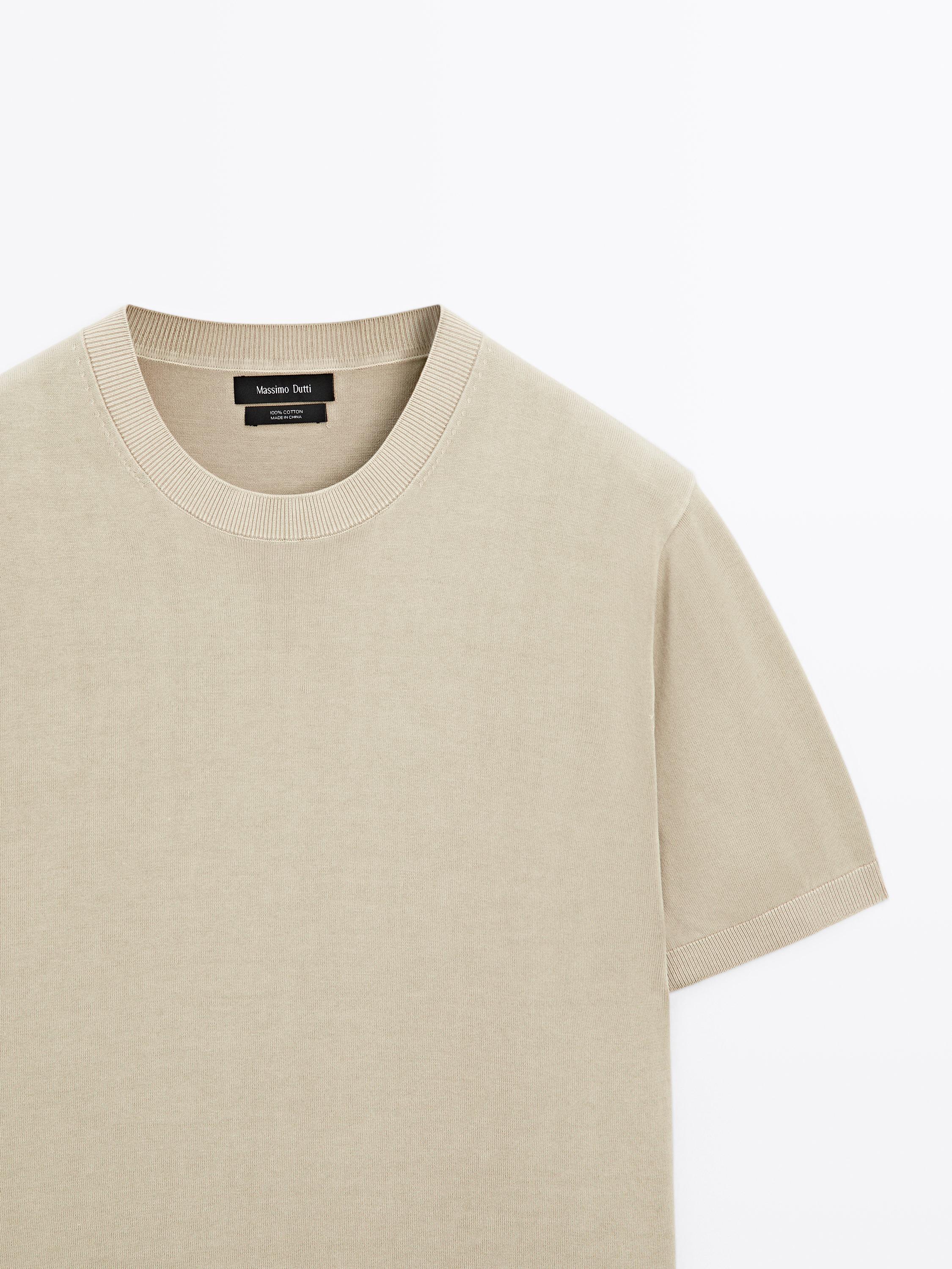 Short sleeve knit T-shirt