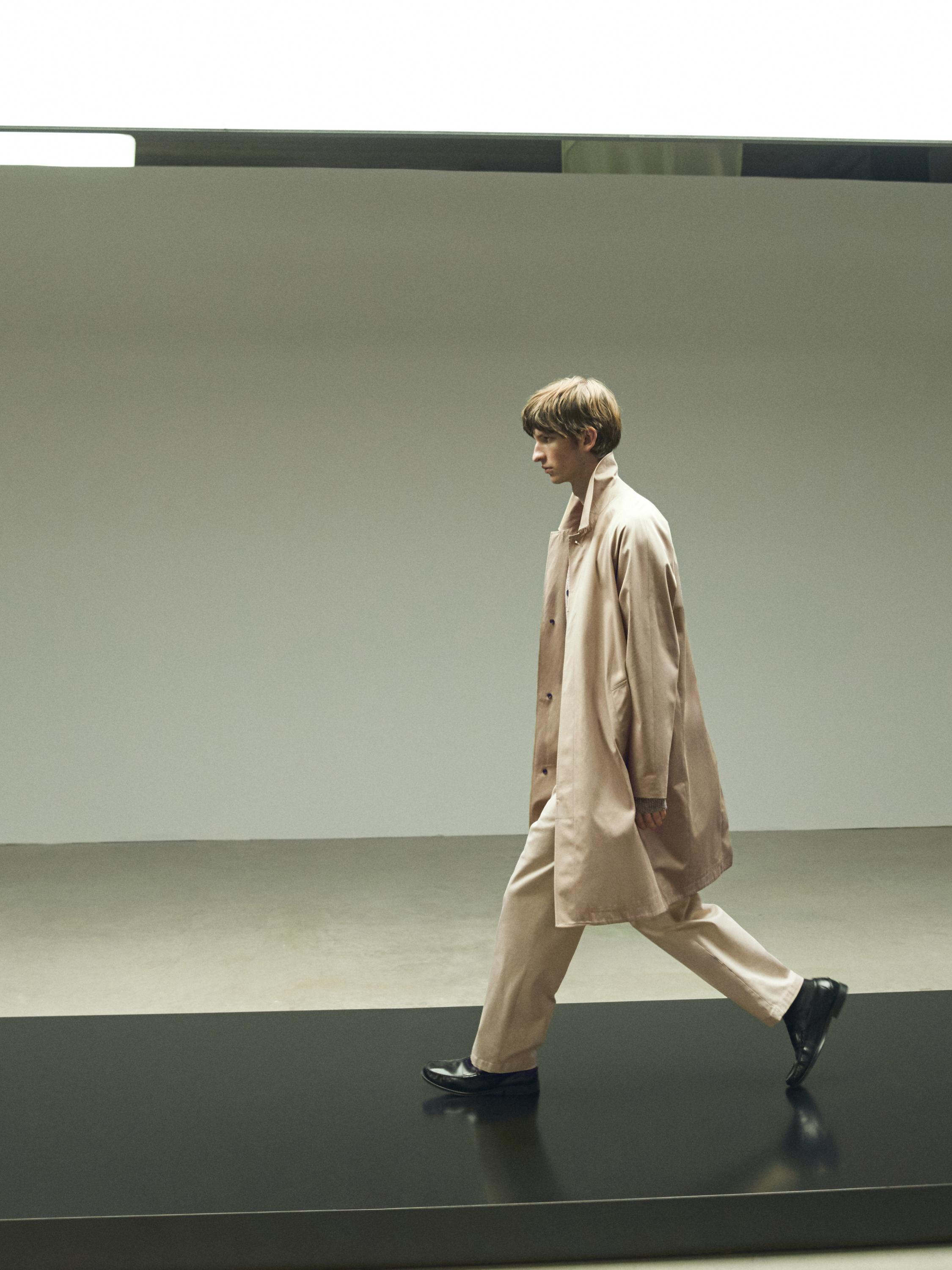 Lightweight cotton trench coat — BEIGE