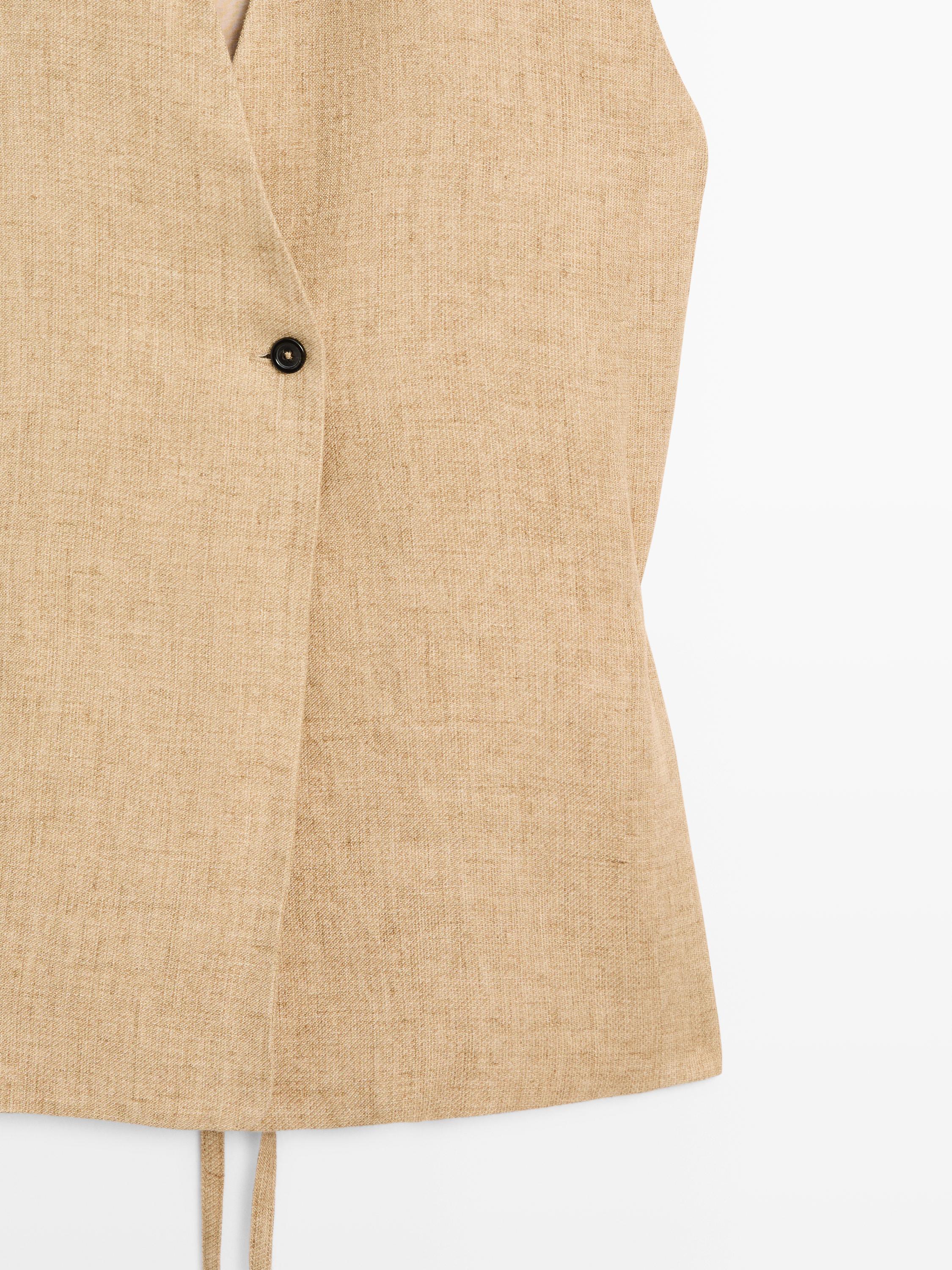 Linen waistcoat with crossover fastening — BEIGE