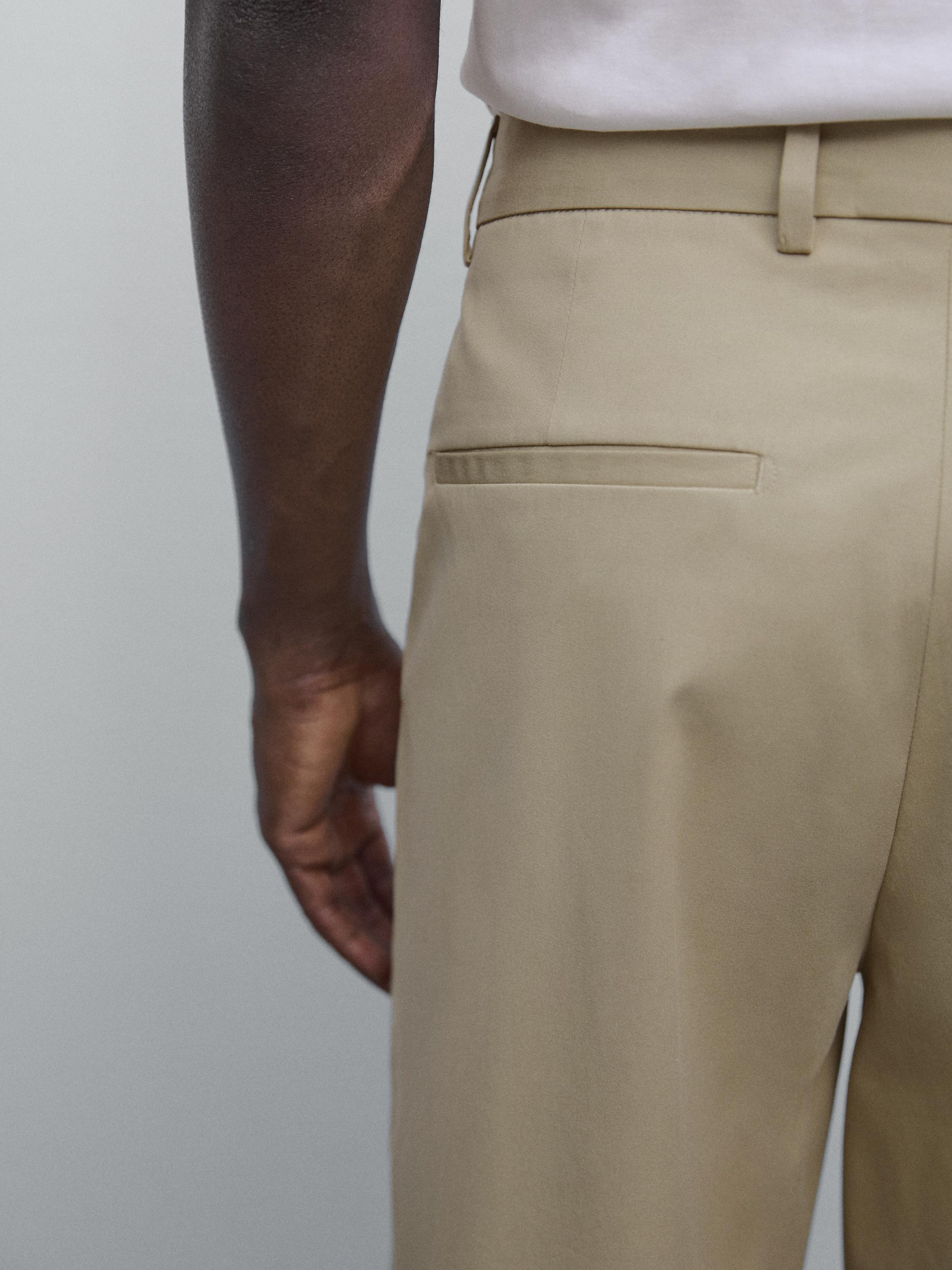 Pantalon relaxed fit à pinces
