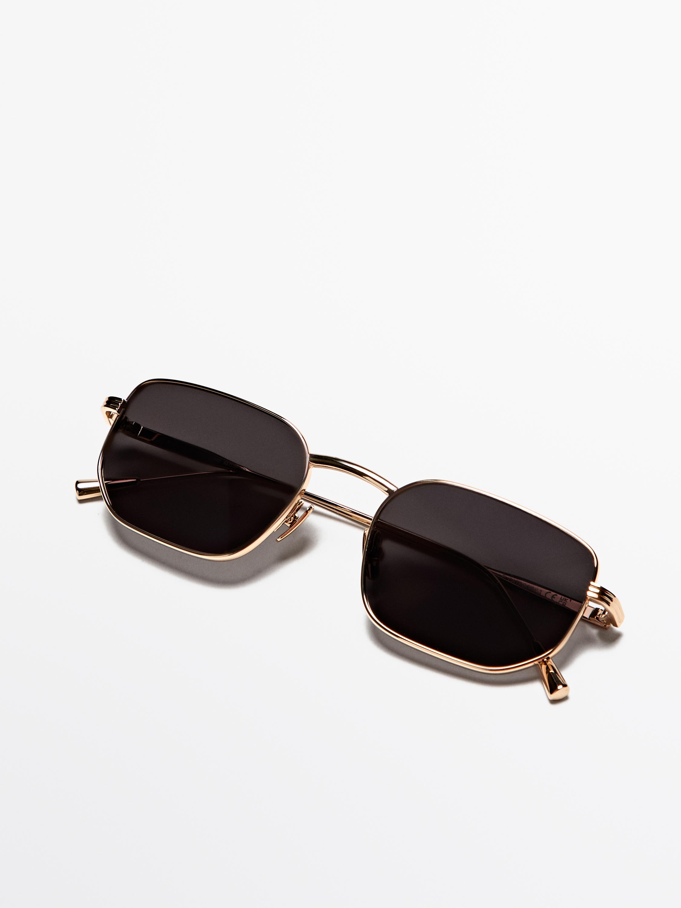 Massimo Dutti Classic Black Sunglasses Classic sunglasses · Black, Green · Sunglasses | Massimo Dutti main image 2