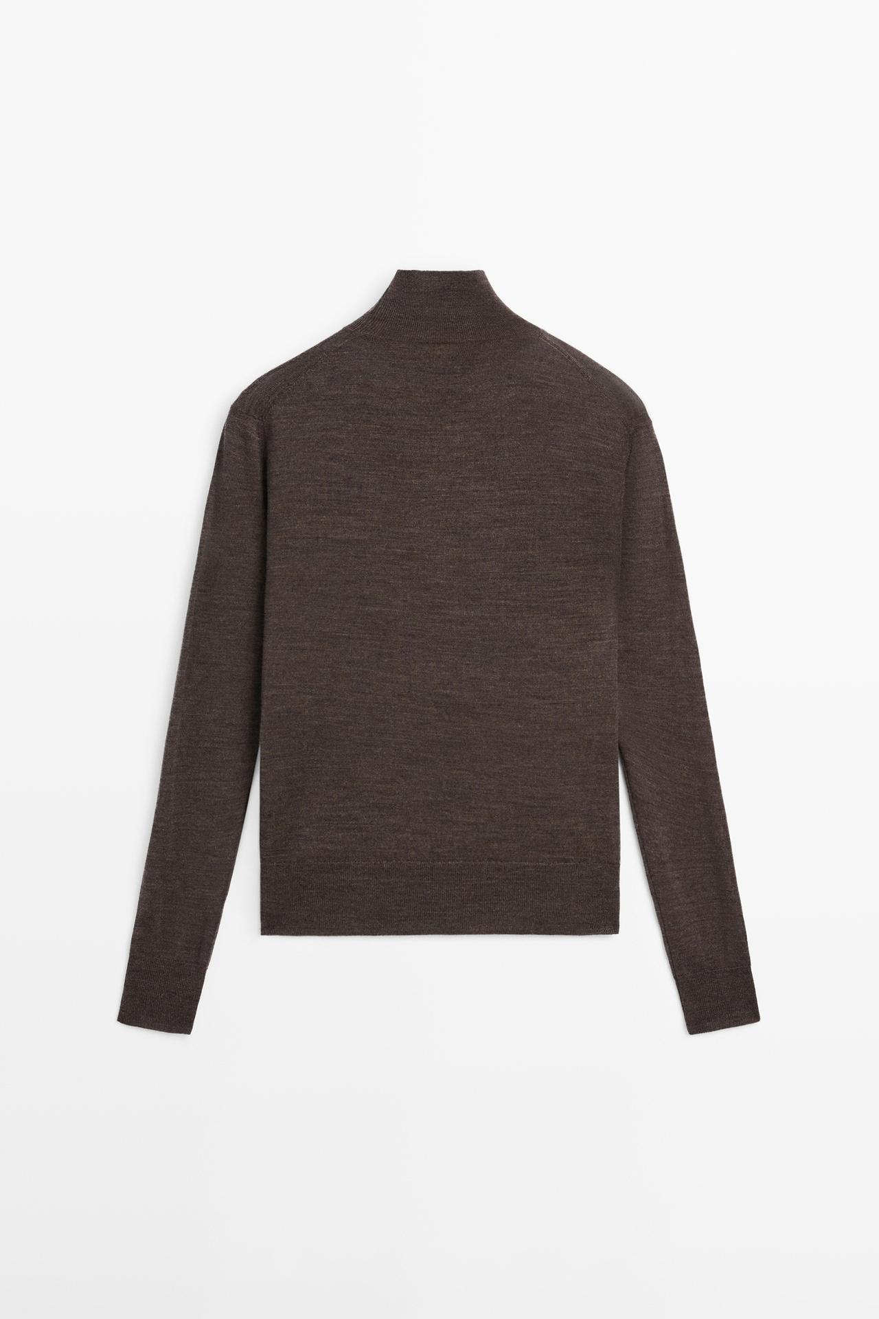 100% wool mock neck knit sweater — Chocolate