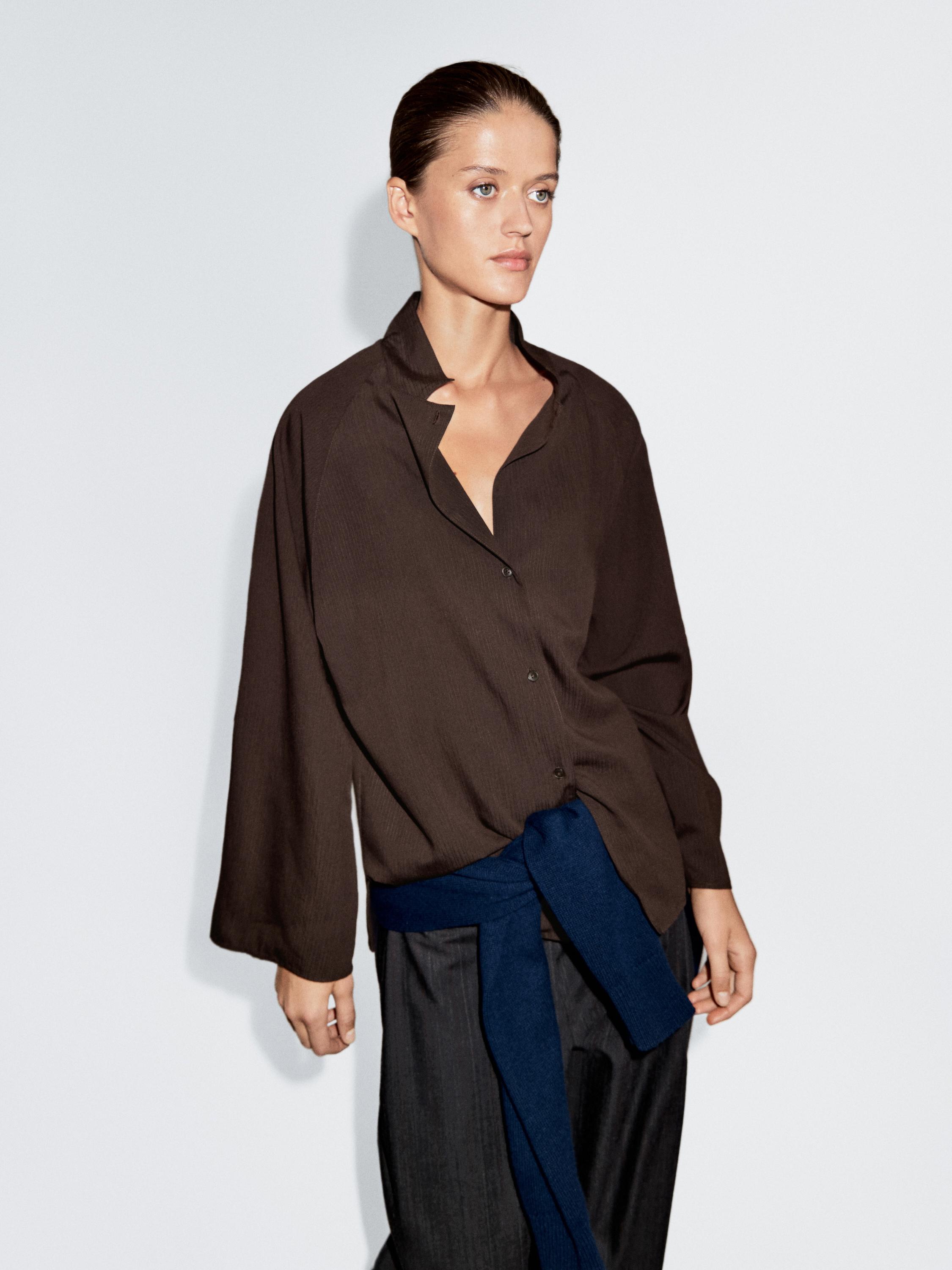 Рубашка из рельефной ткани с рукавами реглан