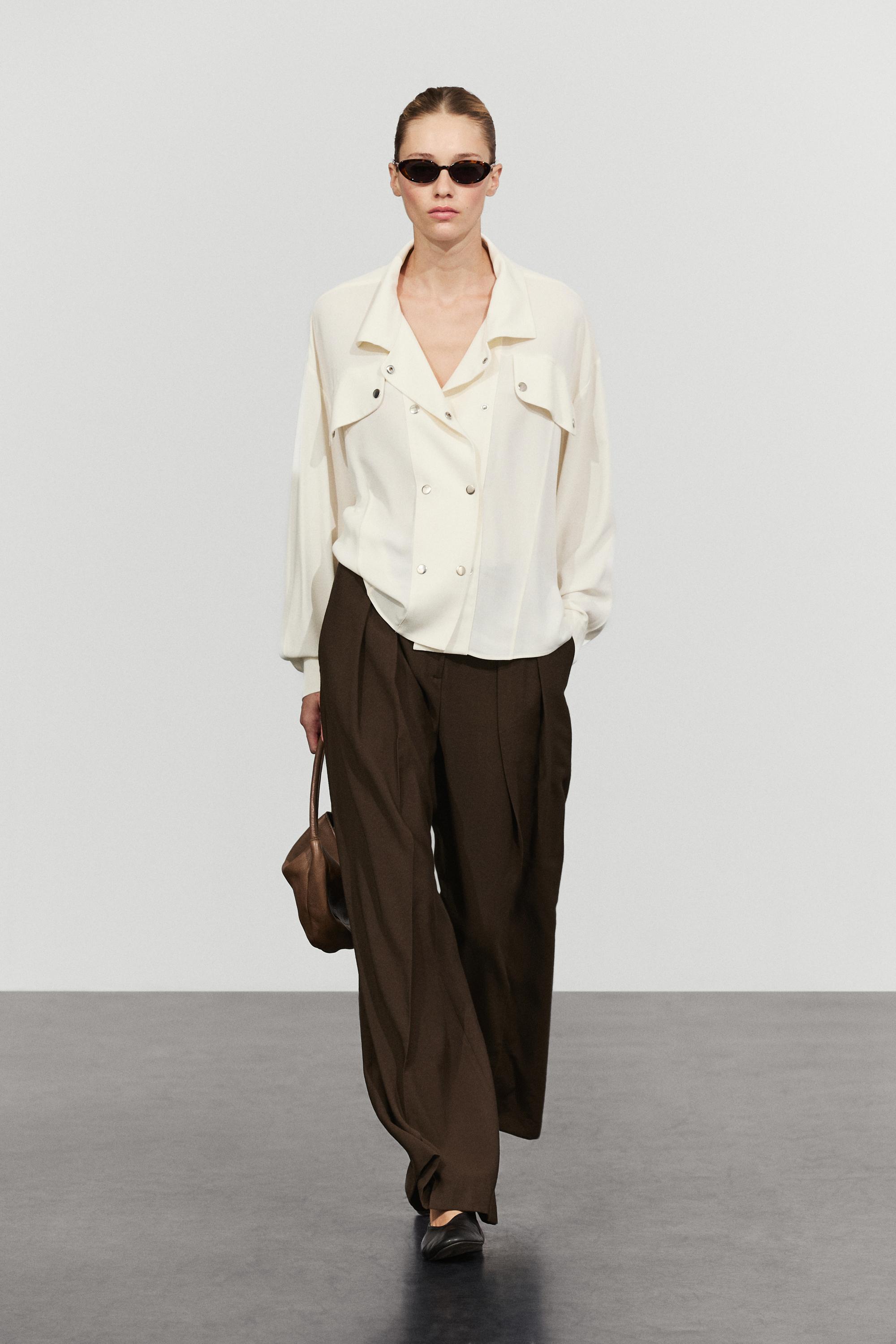Snap-button stand collar shirt