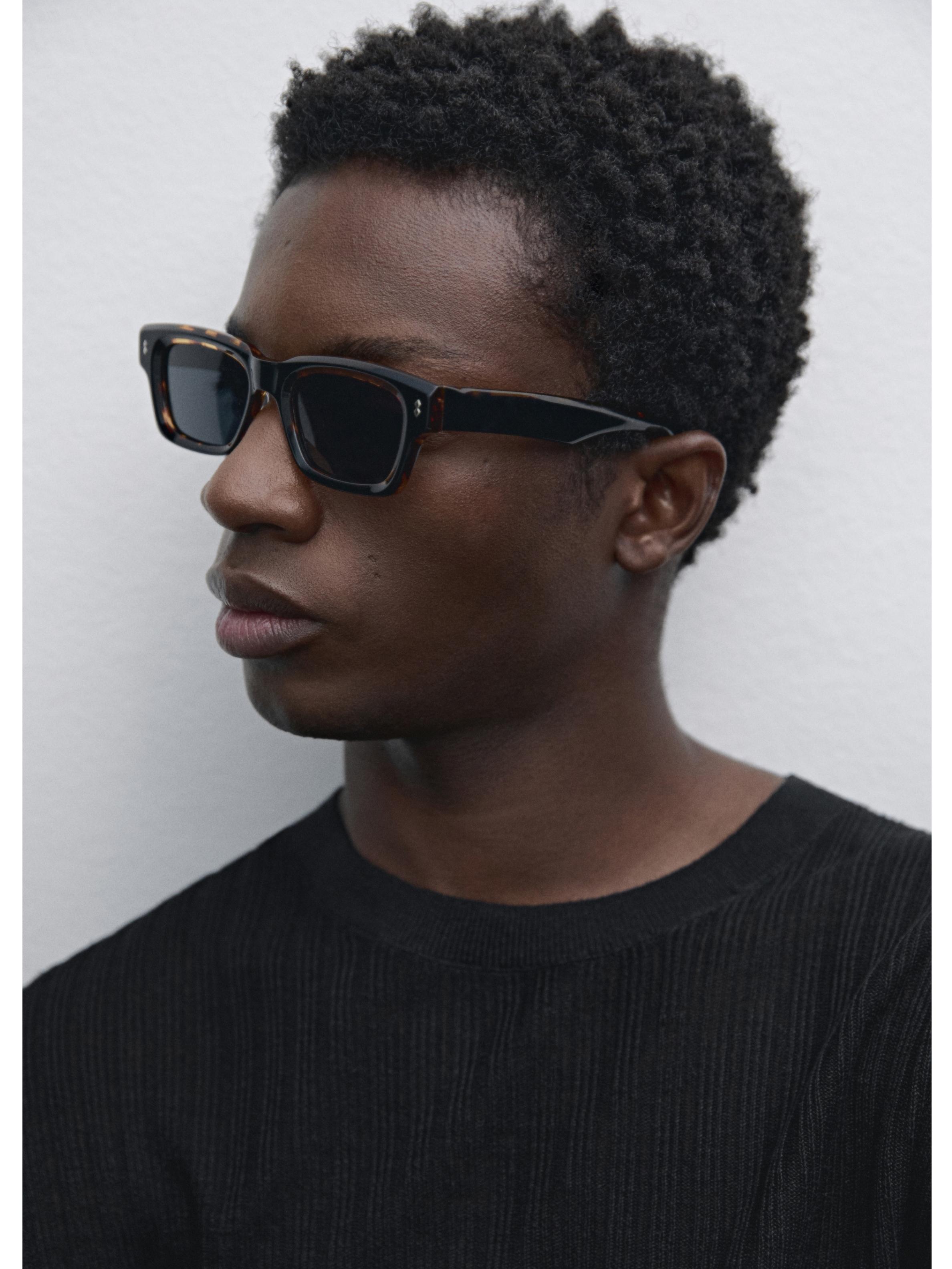 Narrow straight tortoiseshell-effect sunglasses