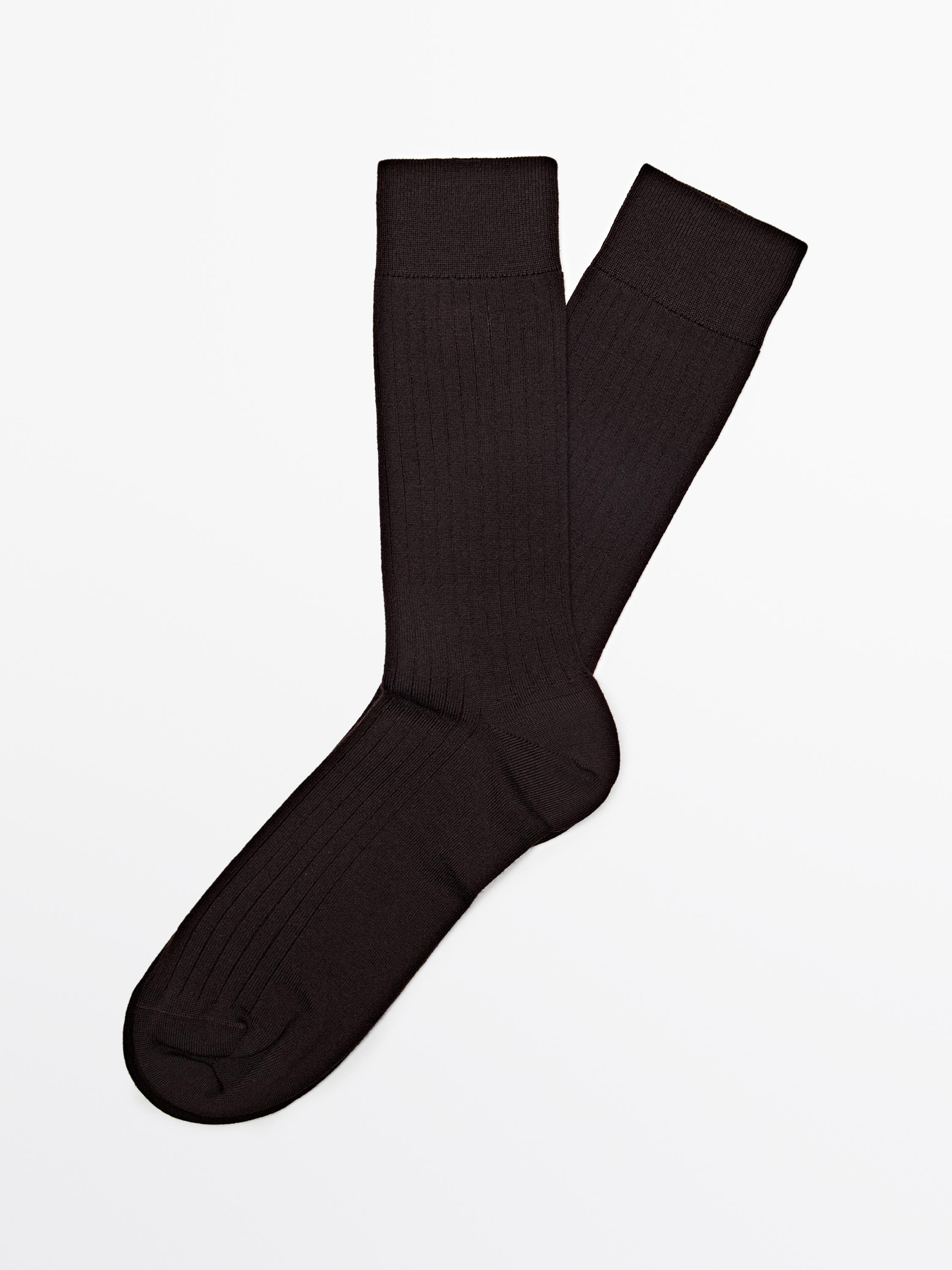 Ribbed knit wool blend socks