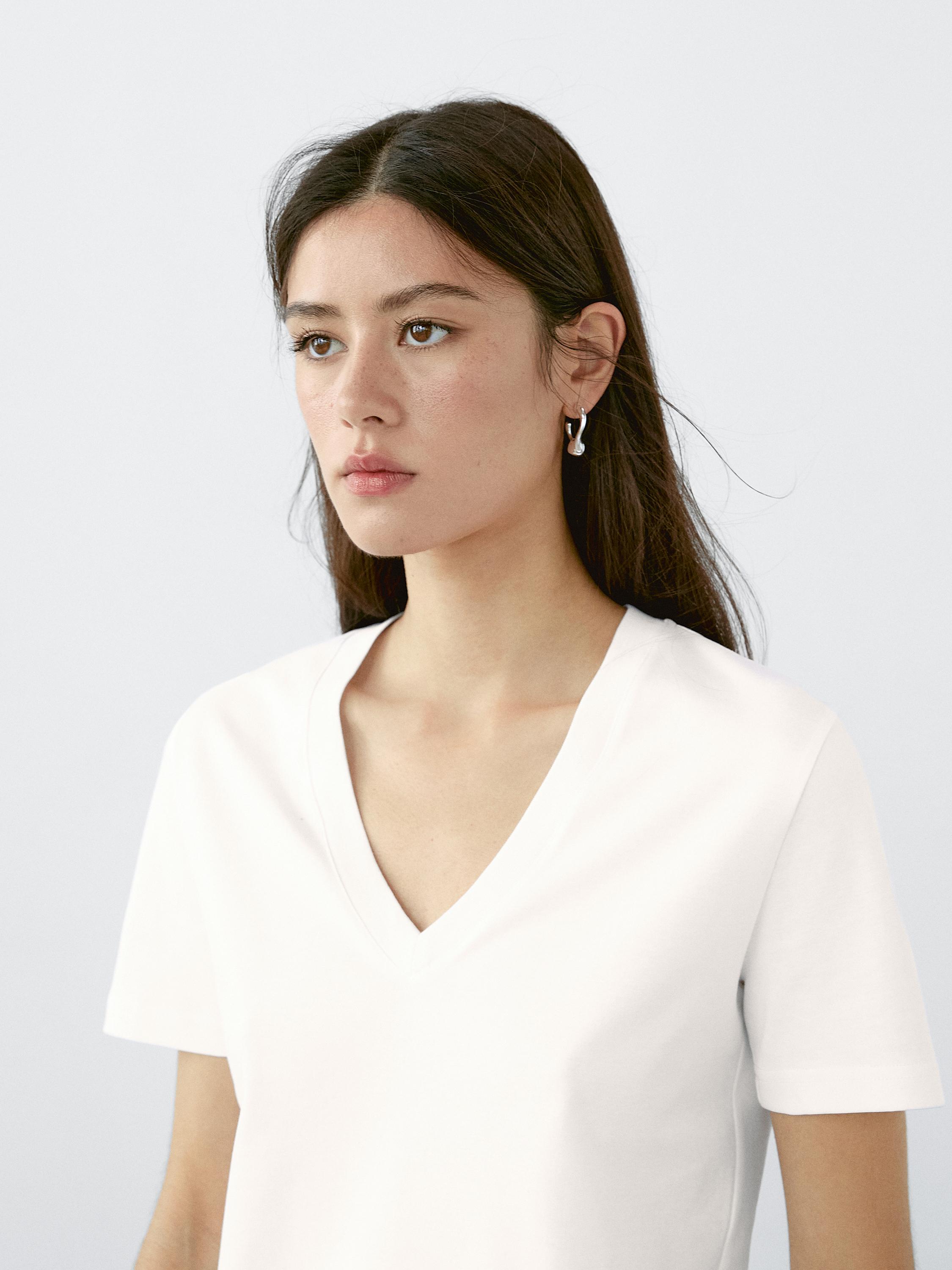 100% cotton interlock V-neck T-shirt — WHITE