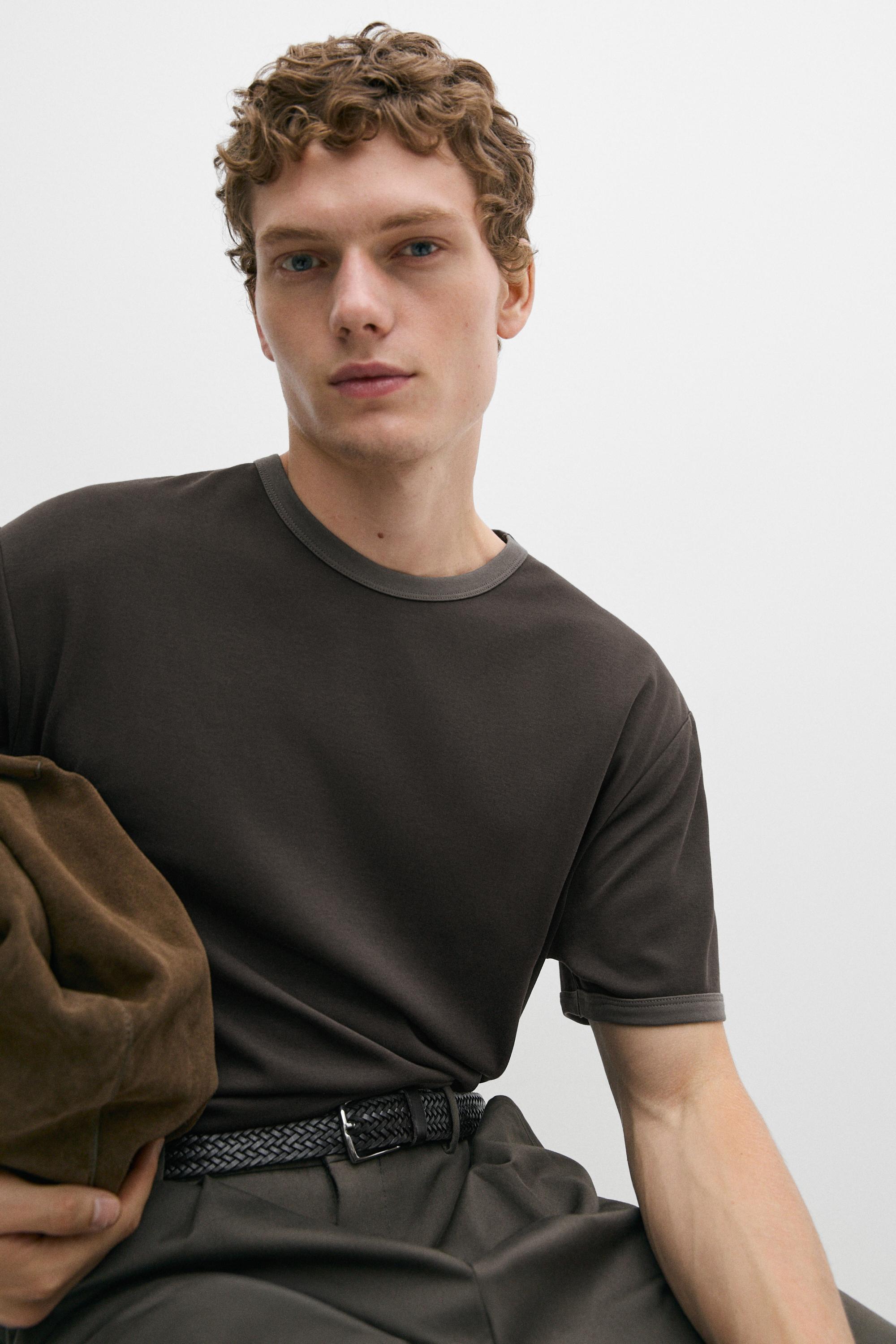 100% cotton contrast neck T-shirt — LEAD