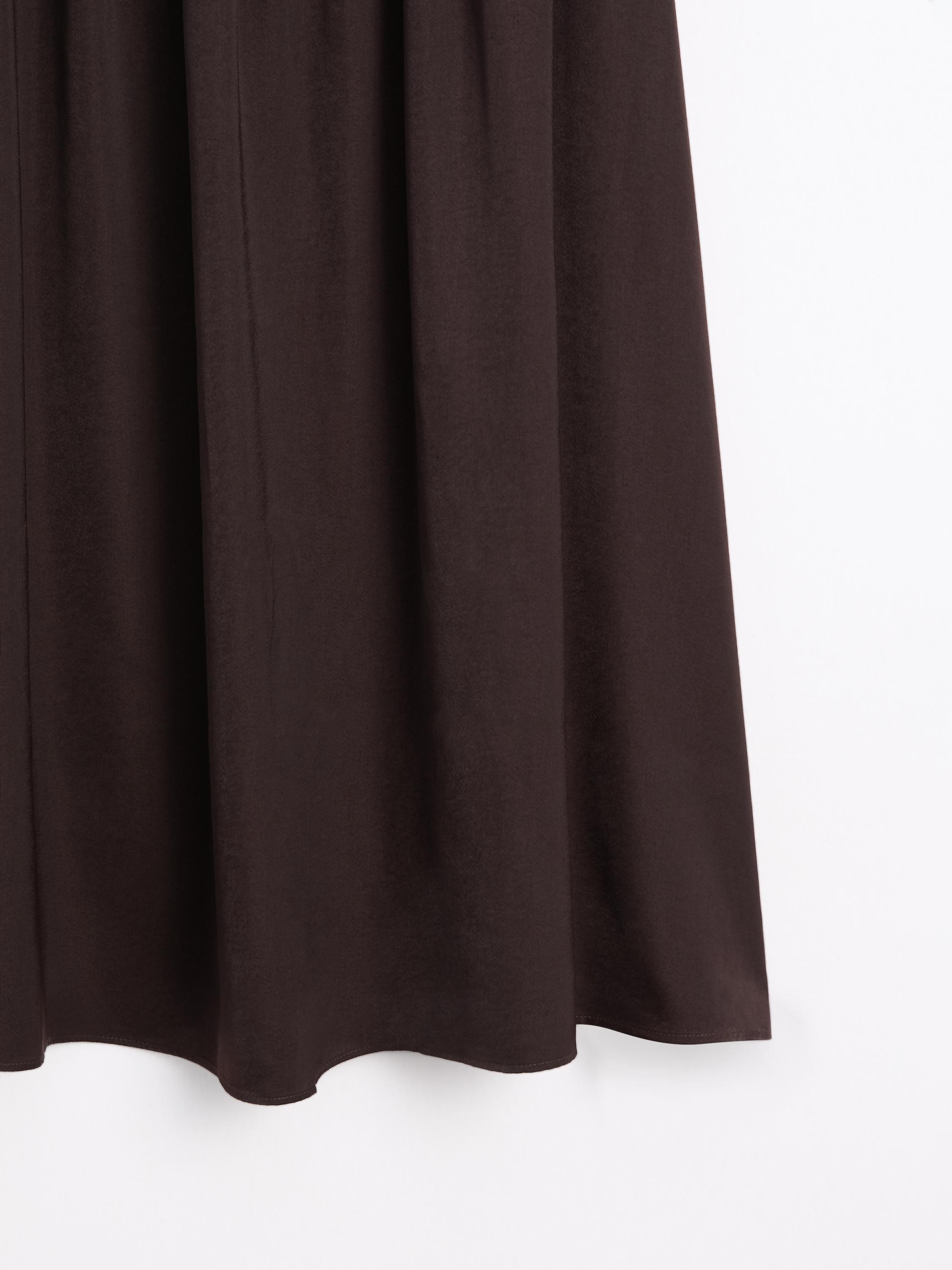 Flowing contrast midi skirt — BROWN