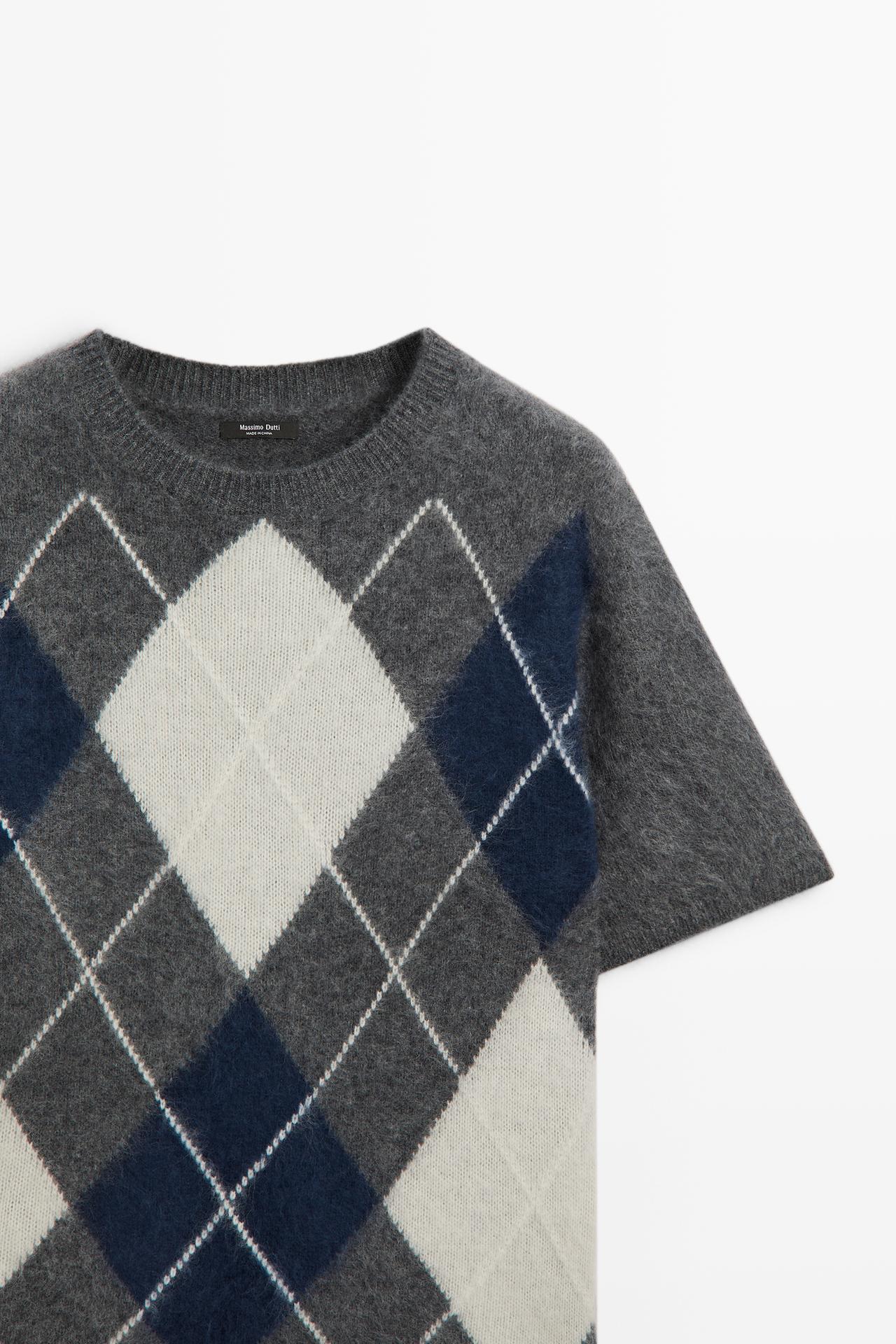 Wool blend knit sweater with argyle pattern — GREY