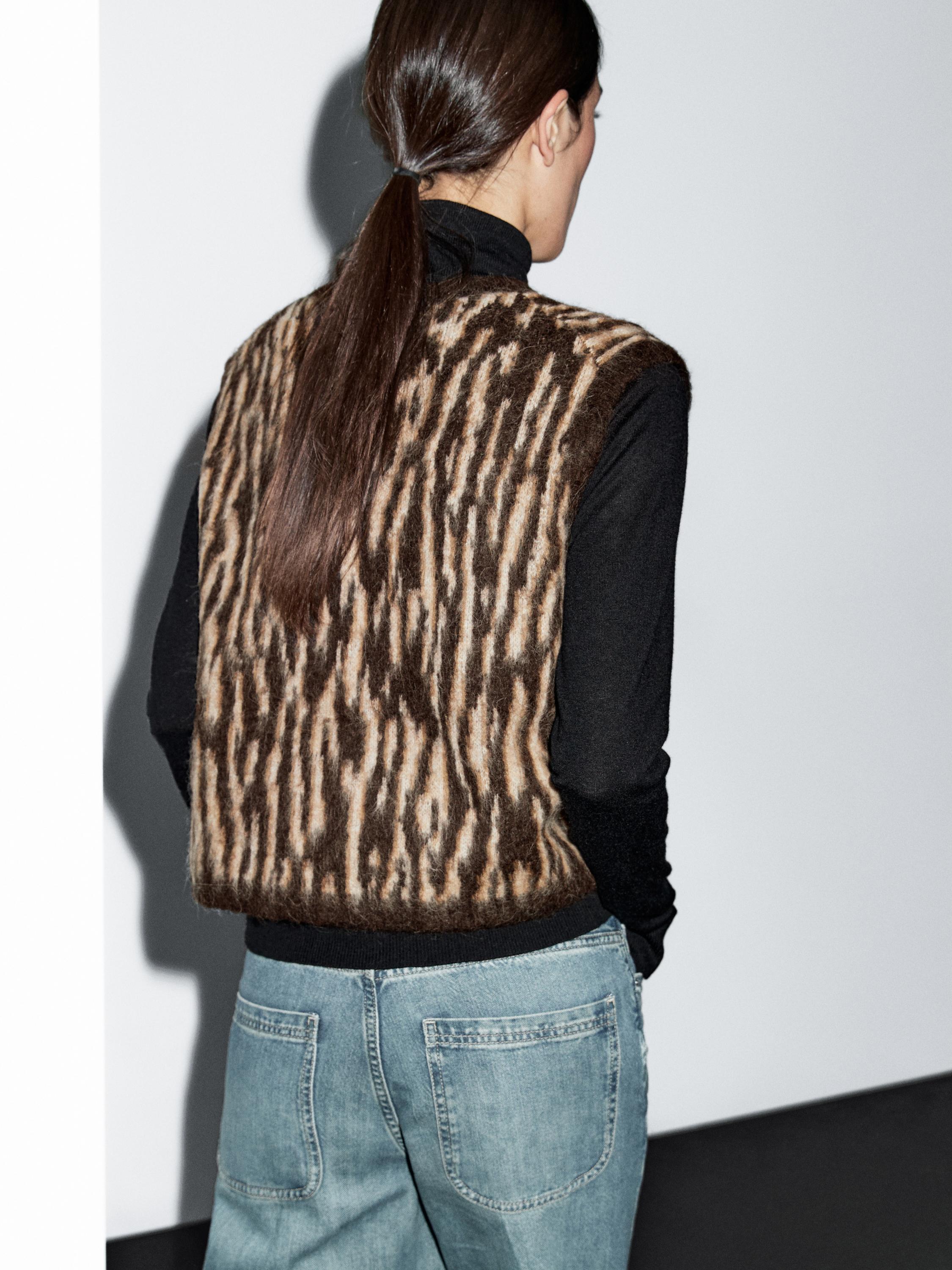 Animal print wool blend knit waistcoat