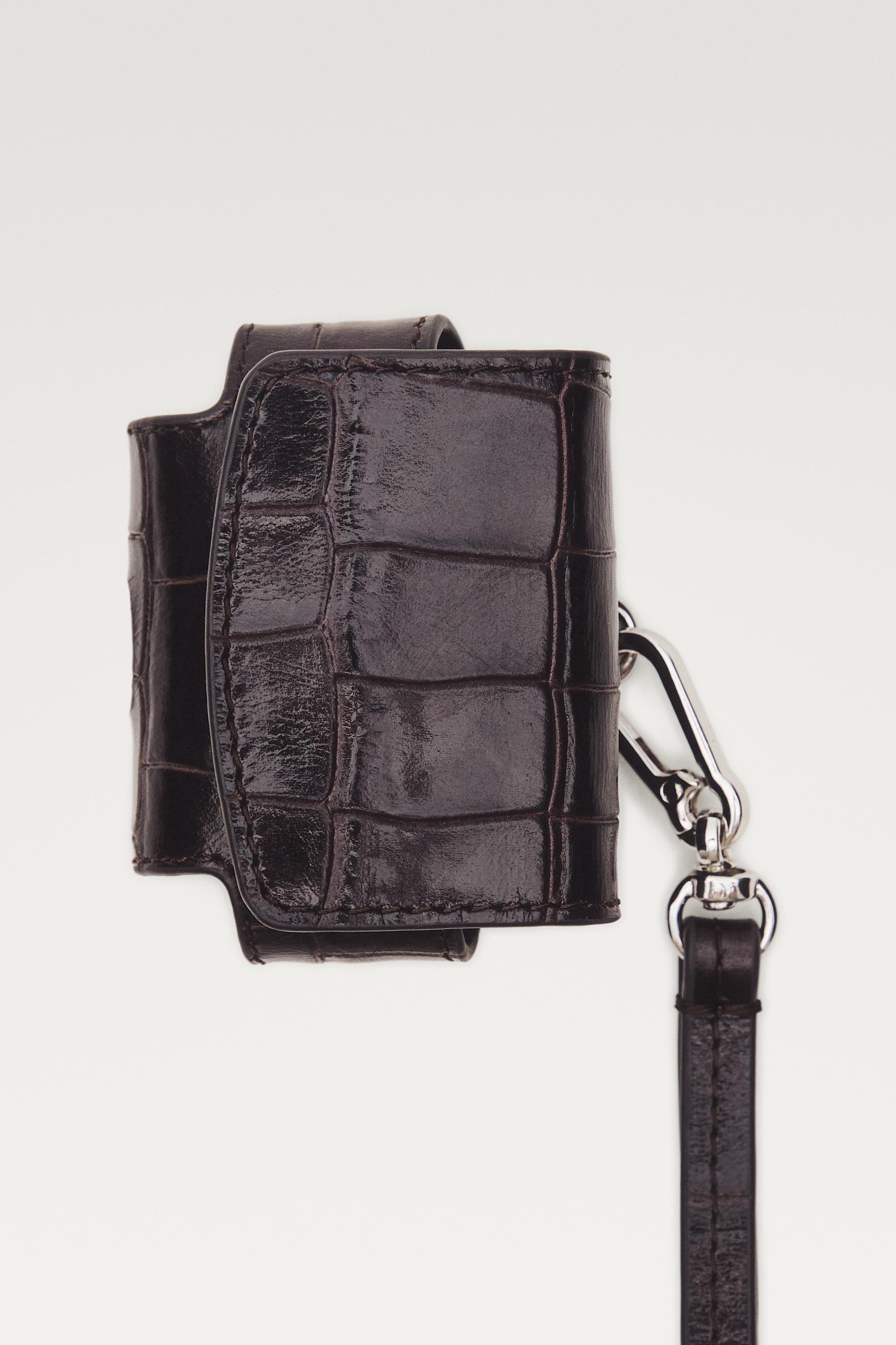 Textured leather AirPods case