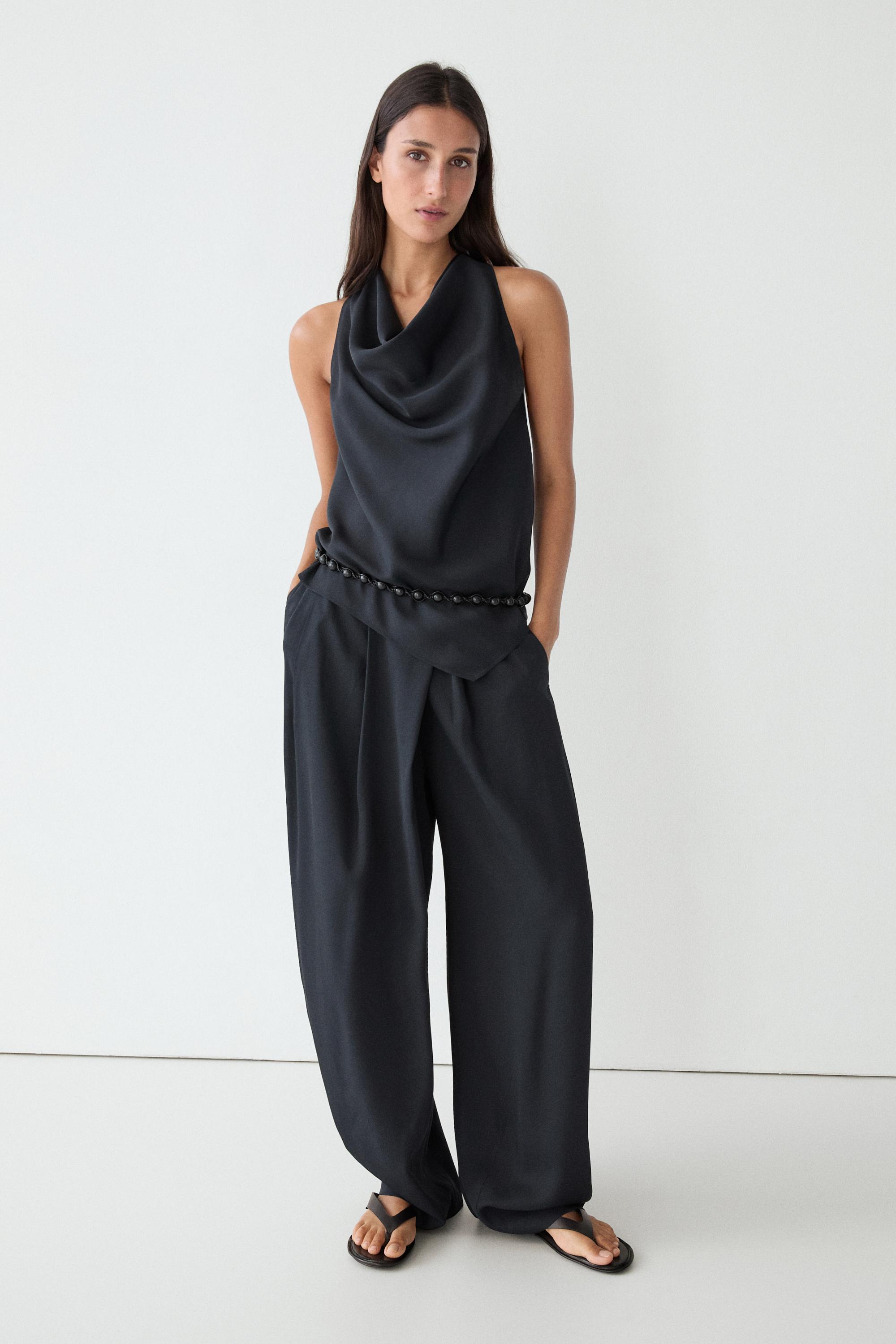 Pantalón fluido drapeado total look