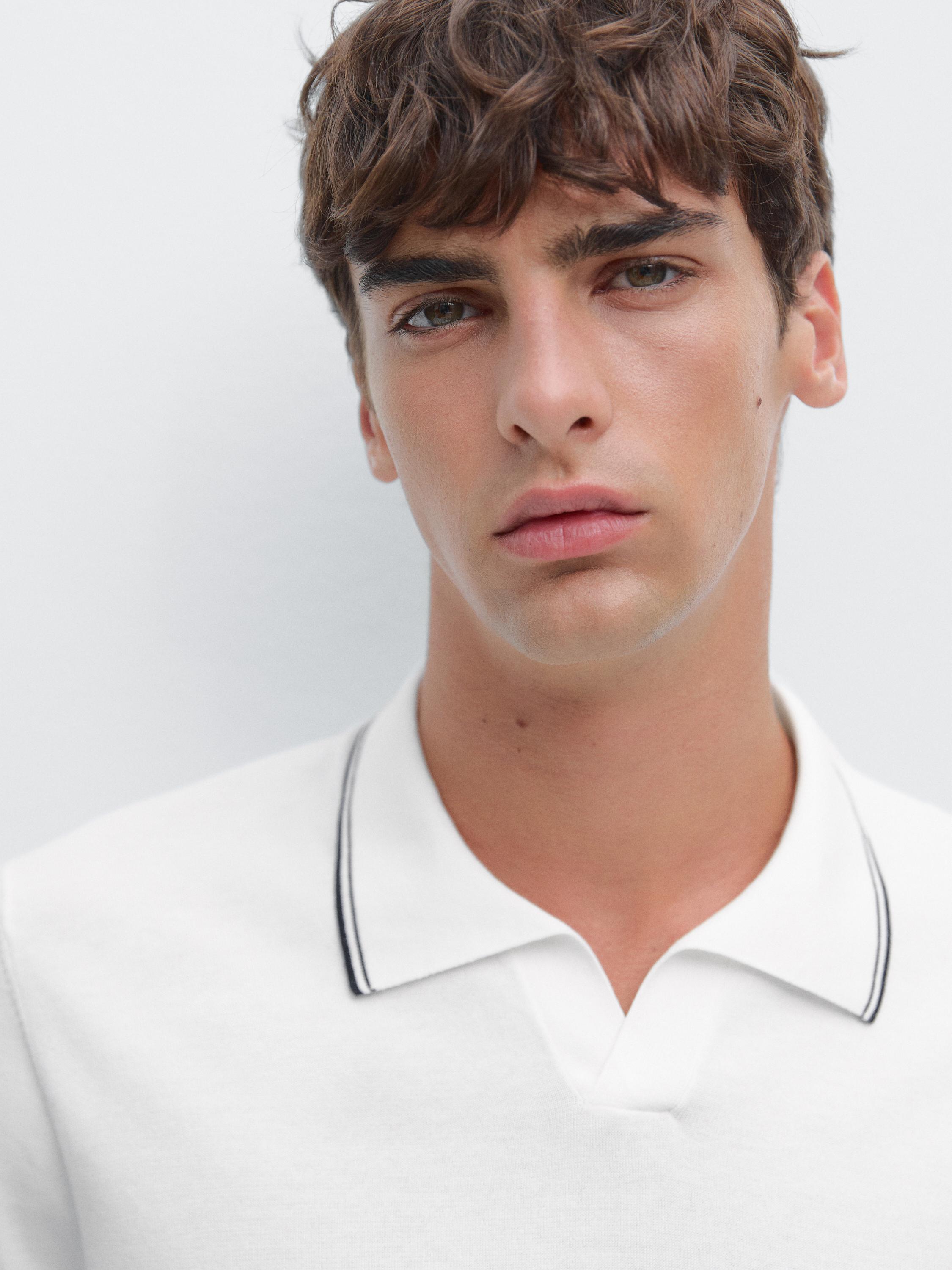Knit V-neck polo shirt with colour detail