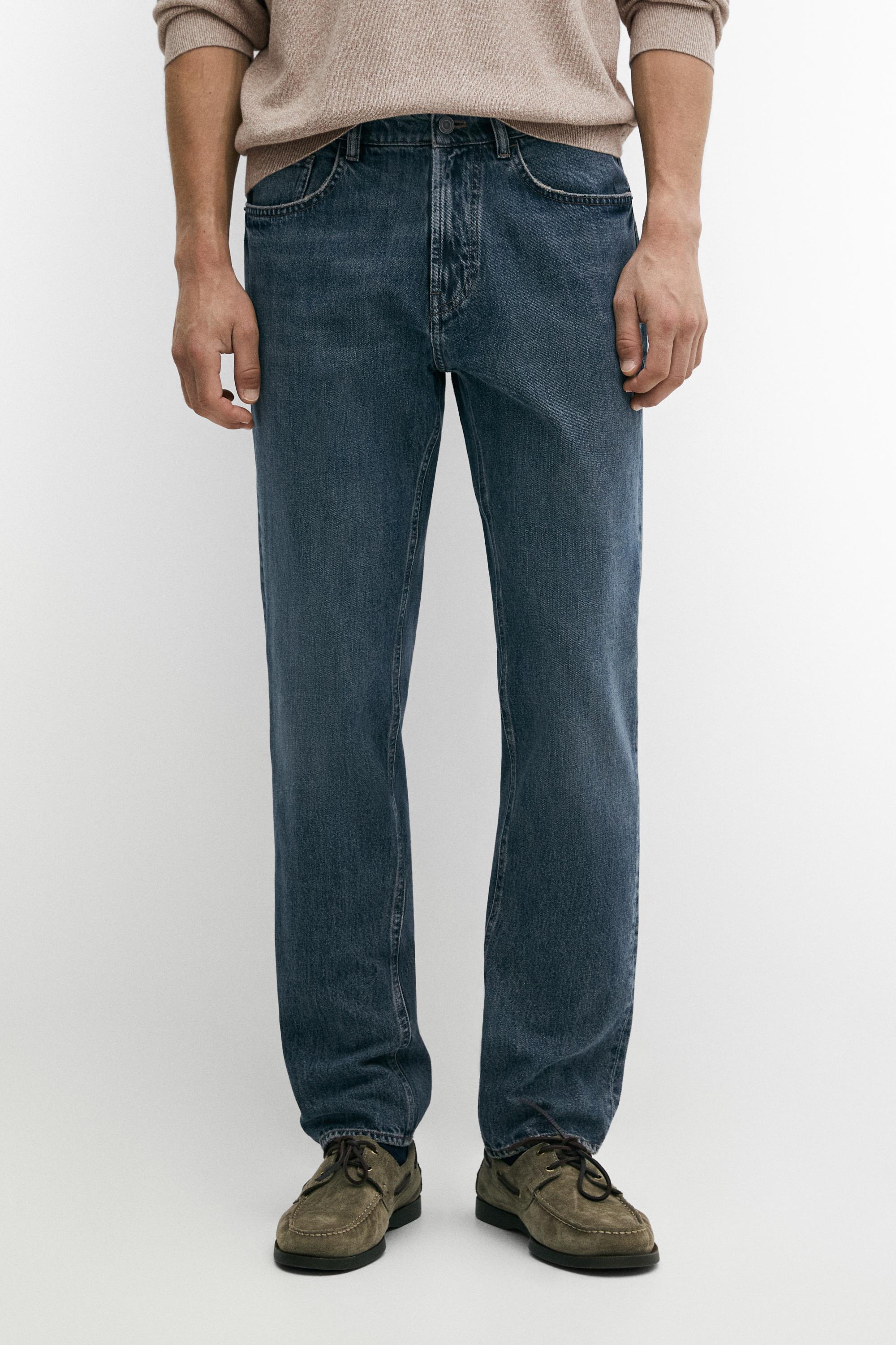 Tapered-Fit-Jeans