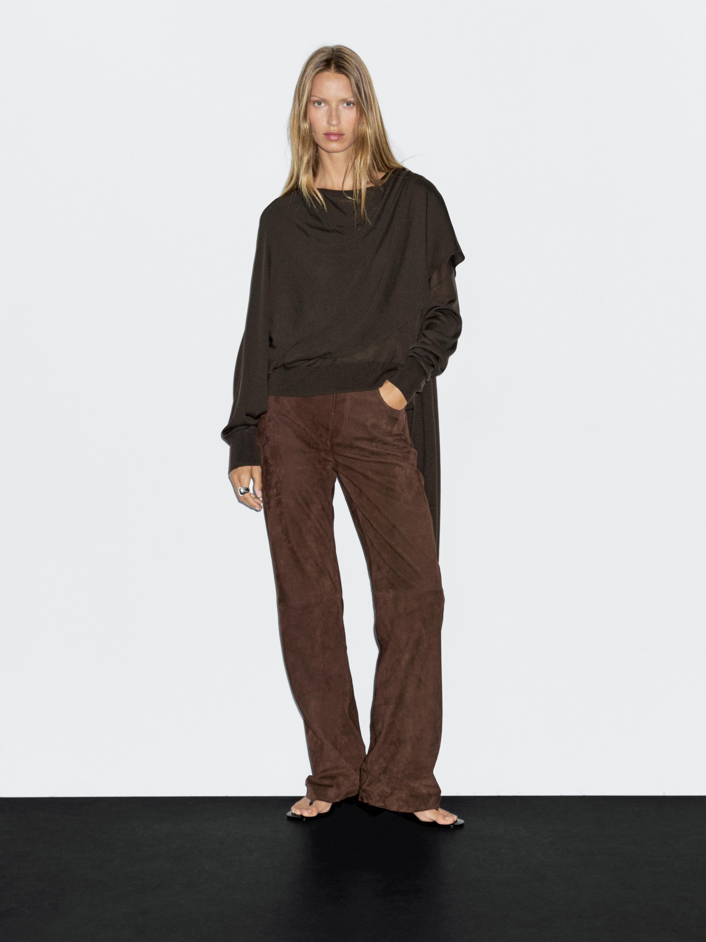 Pull en maille avec foulard