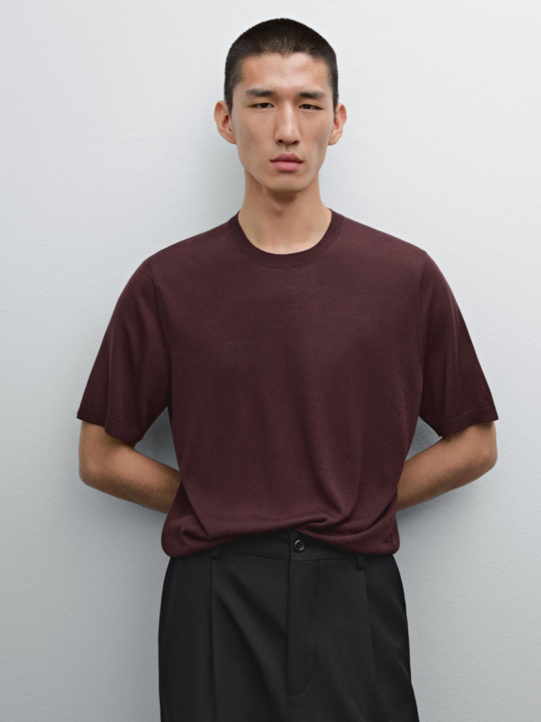 Short sleeve fine knit sweater