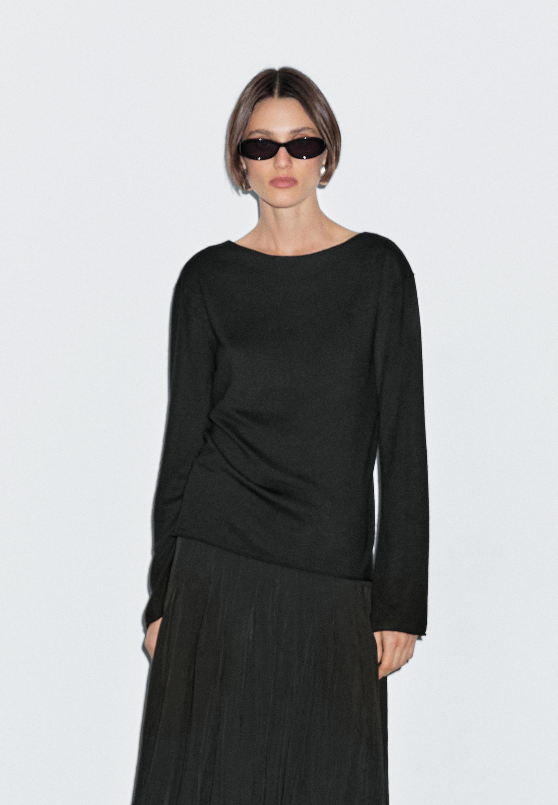 Wool blend boat neck sweater