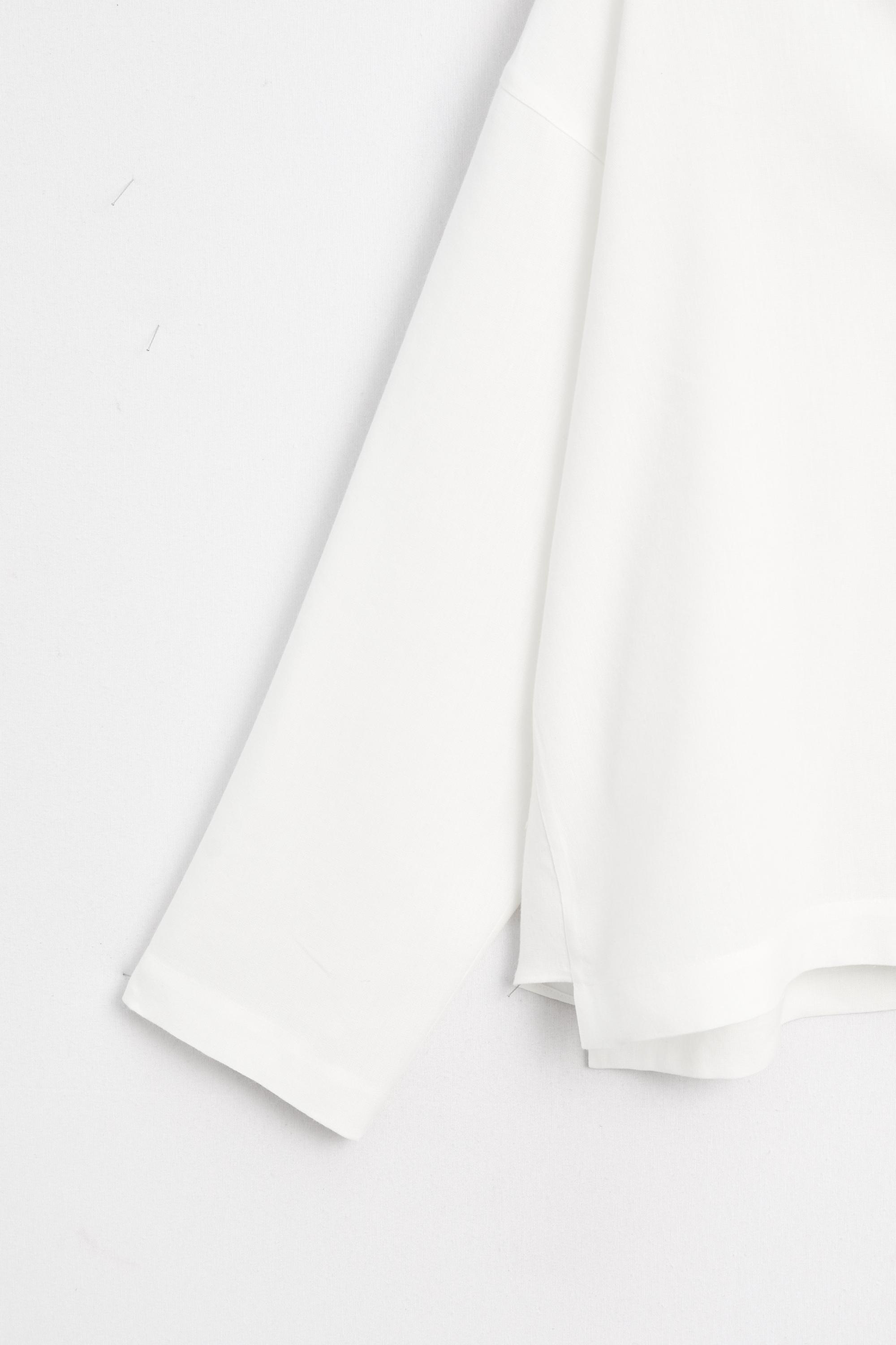 Flowing linen-blend V-neck shirt — WHITE