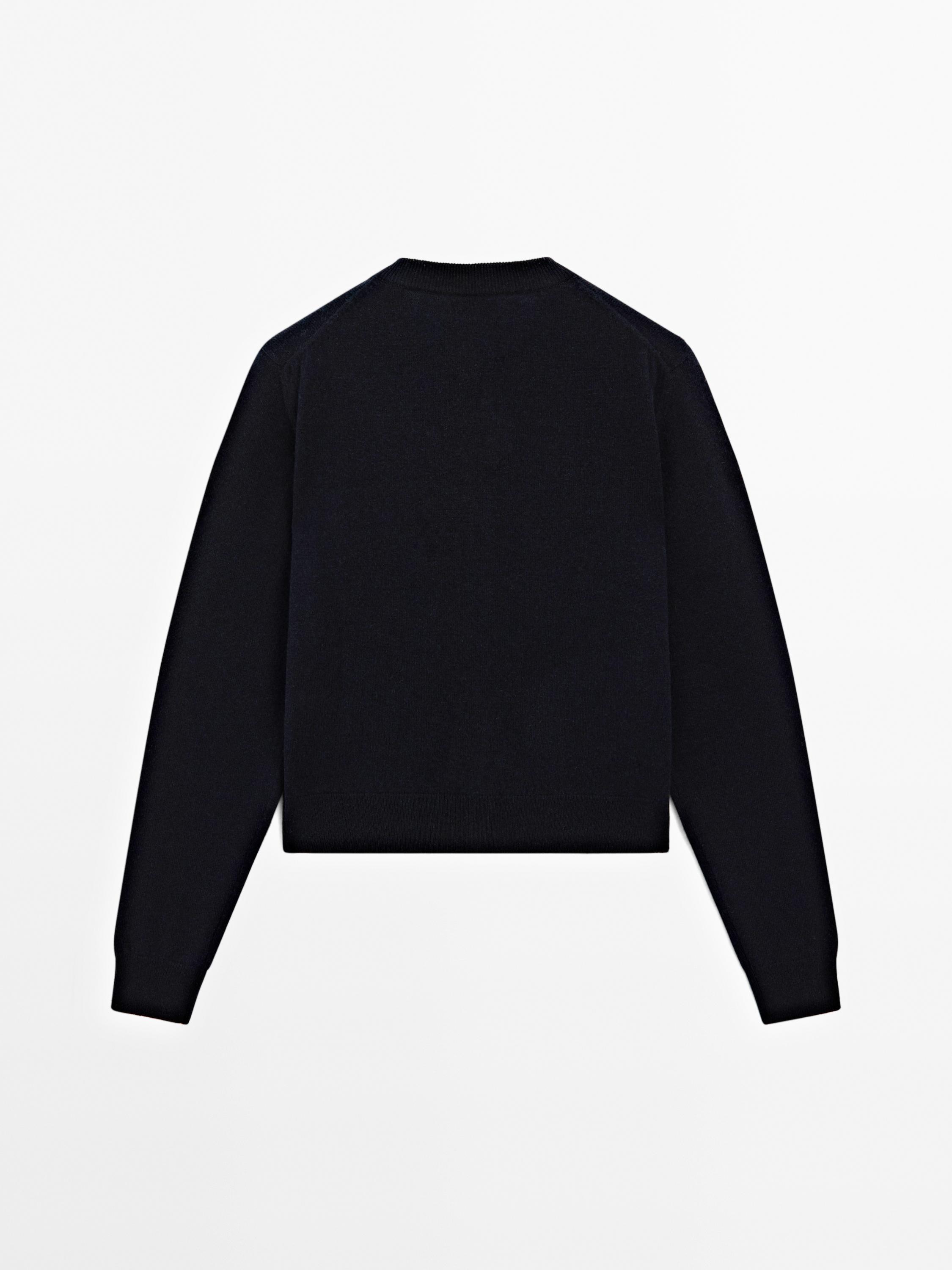 Contrast trim cardigan with pockets