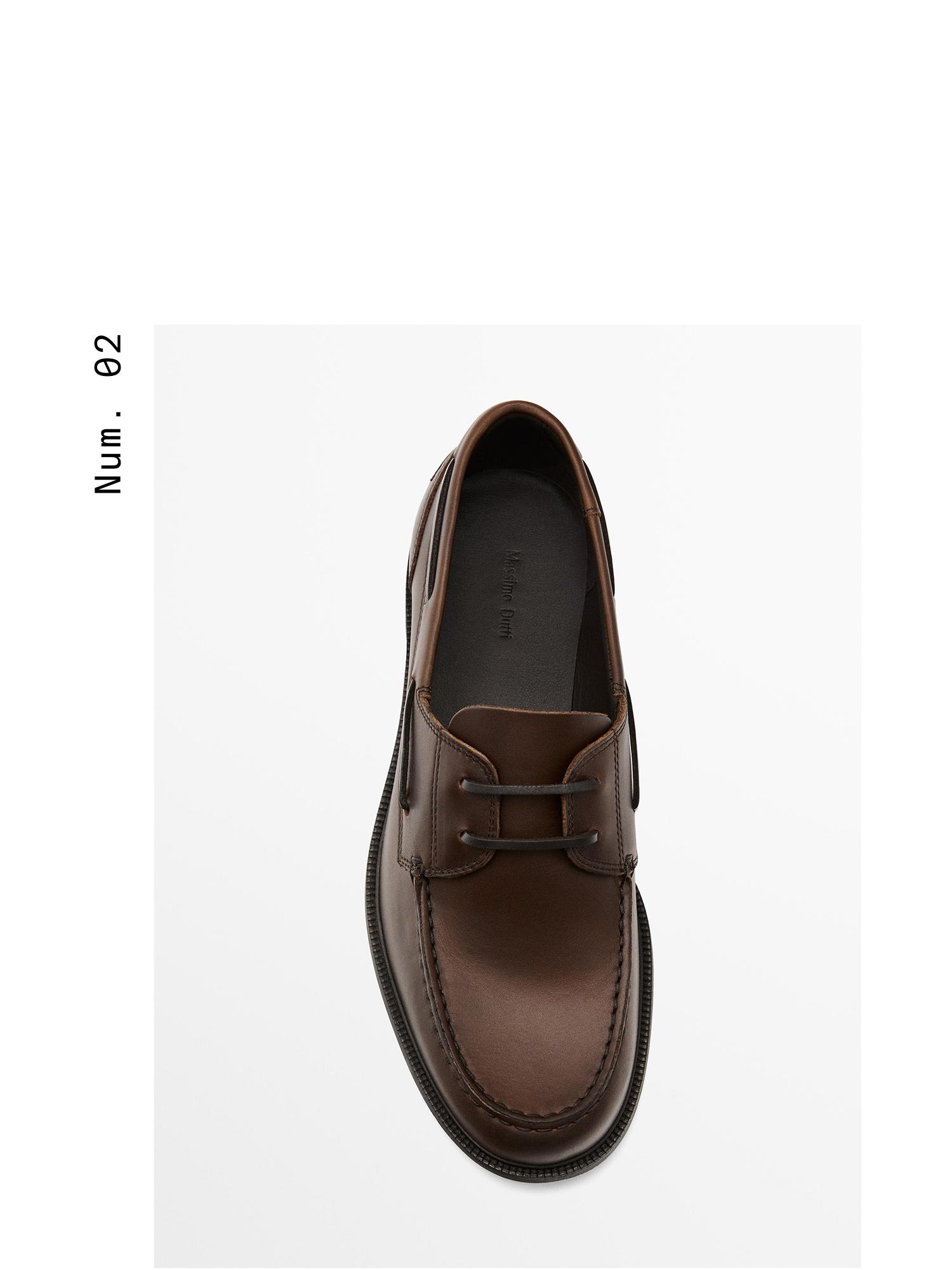 Oiled leather deck shoes