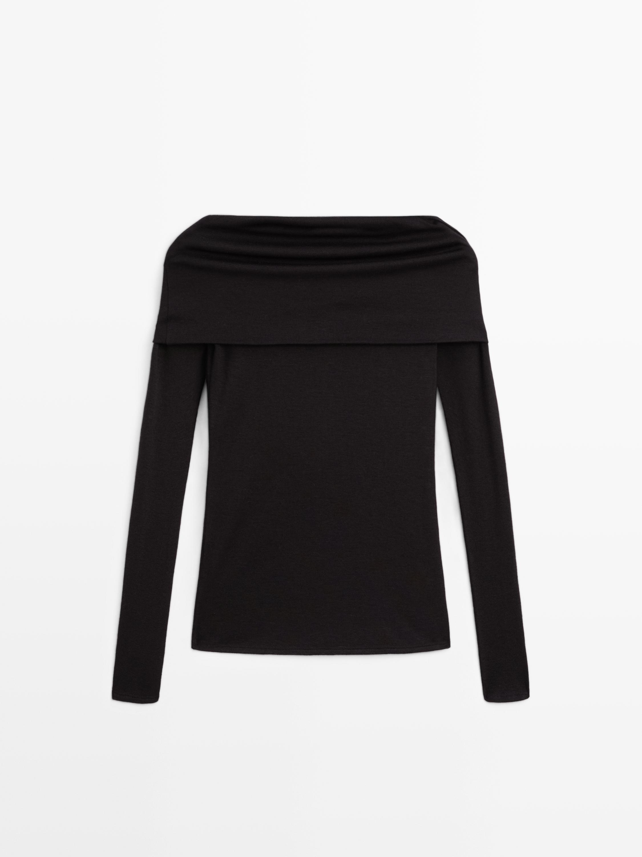 Straples long sleeve t-shirt