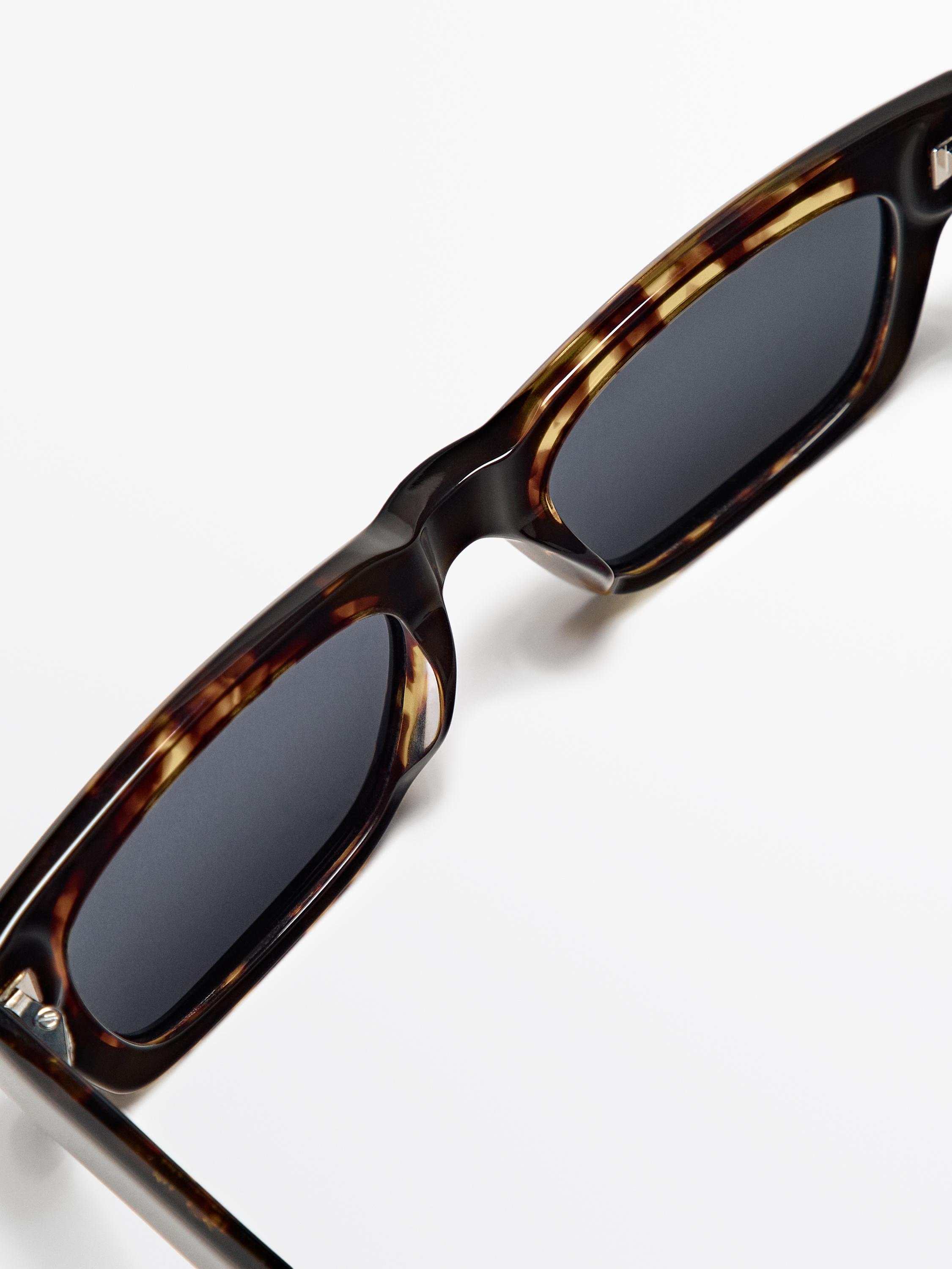 Narrow tortoiseshell-effect sunglasses