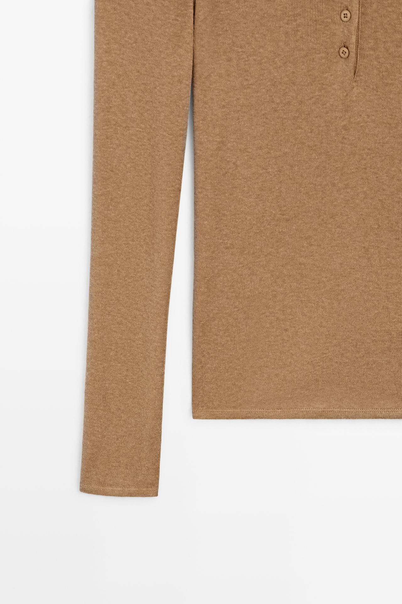 Long sleeve mock neck T-shirt — DARK CAMEL