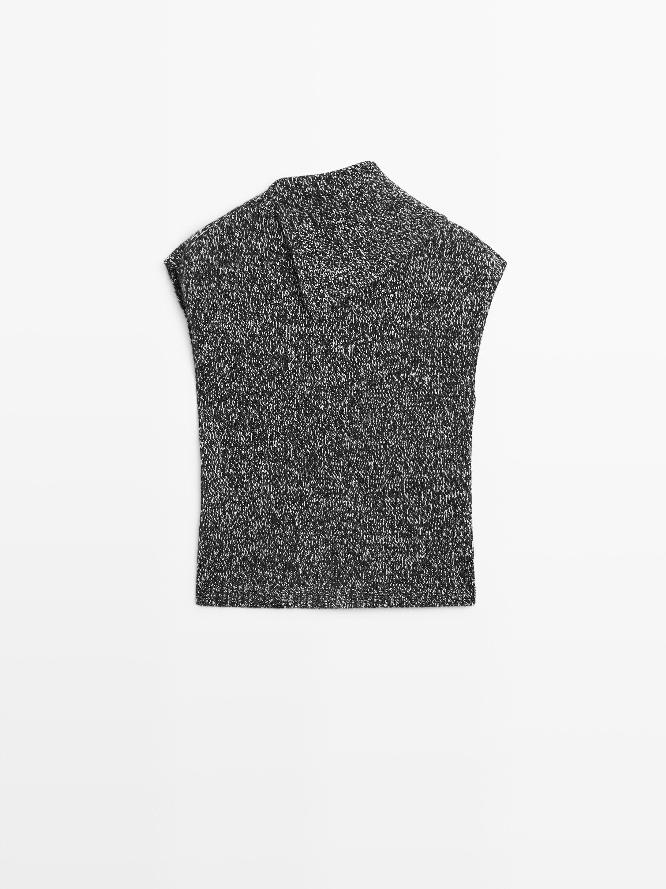 Mouliné knit vest with collar detail — BLACK