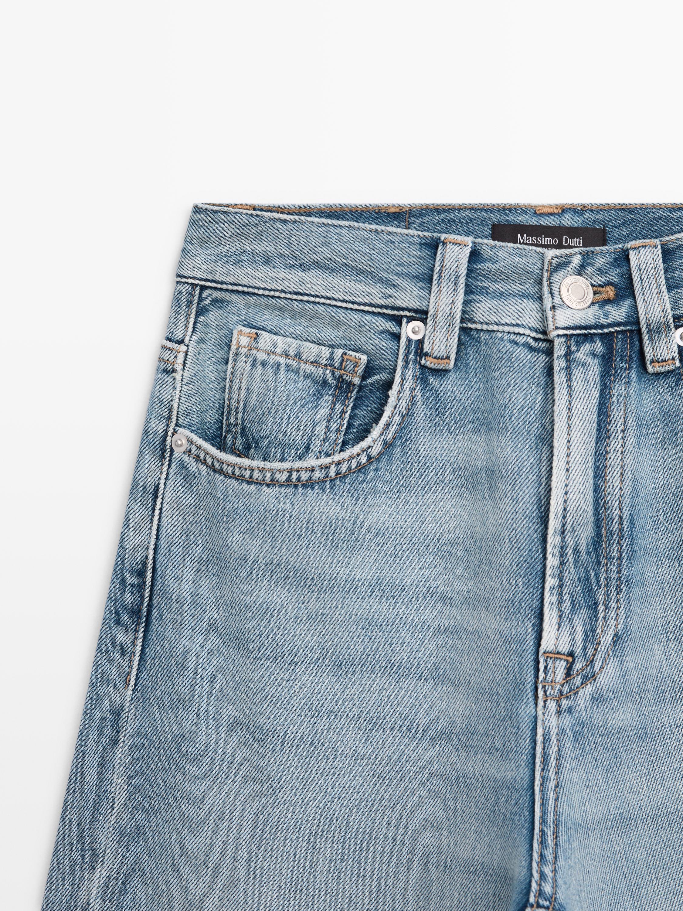 High-waist wide-leg jeans