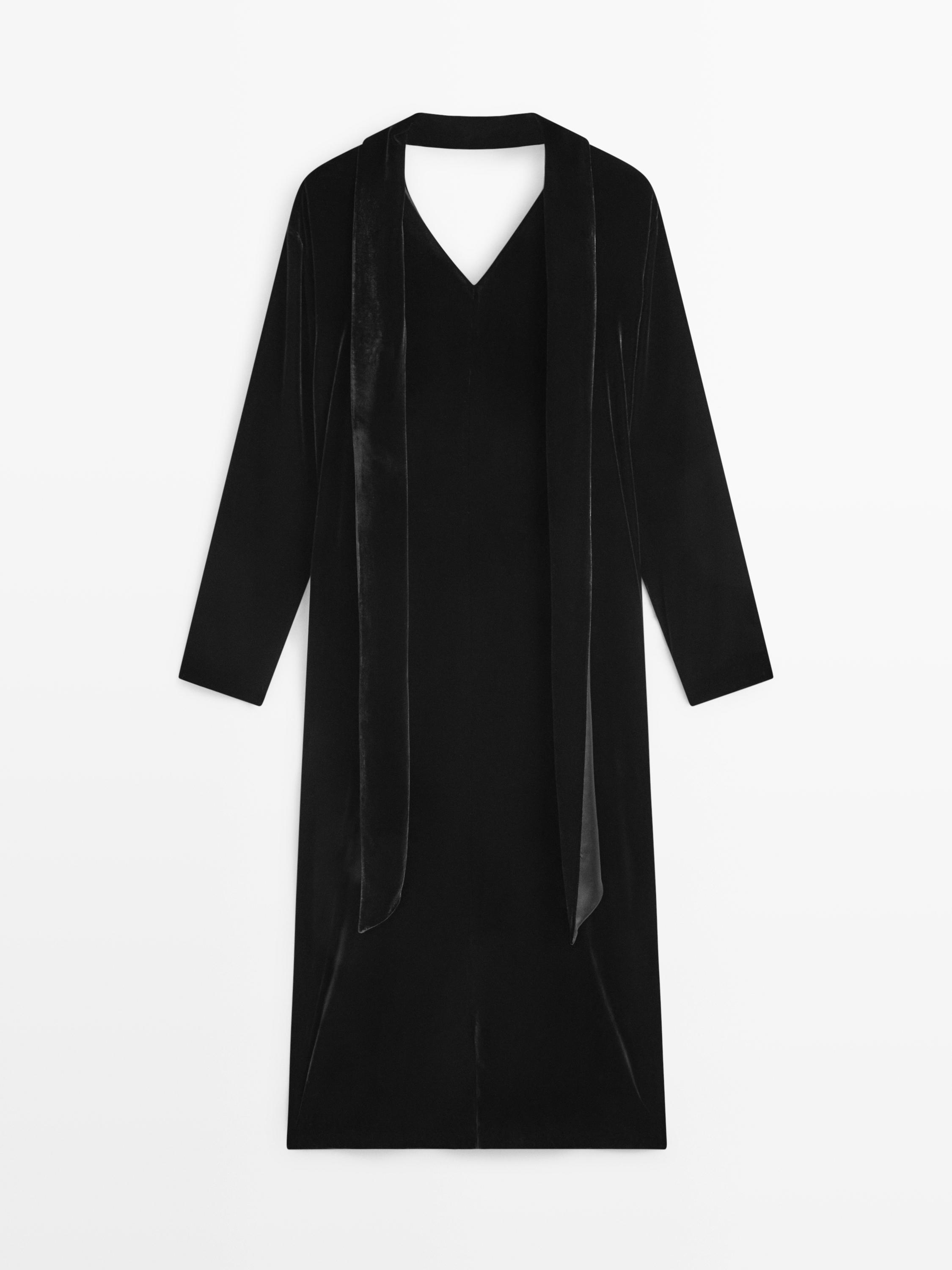 Long velvet dress with tied neck - STUDIO Black Dress | Massimo Dutti Long velvet dress with tied neck - STUDIO Black Dress | Massimo Dutti