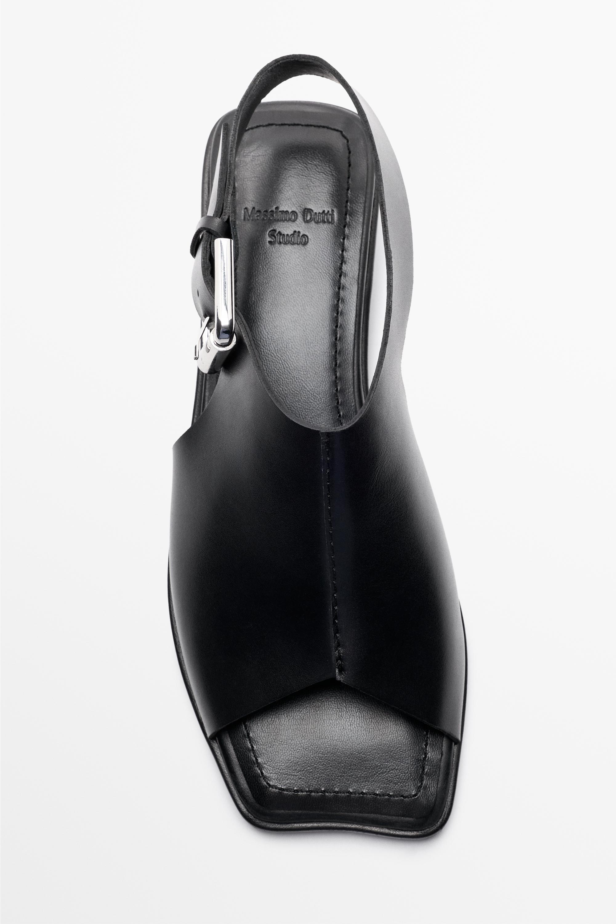 Leather sandal - STUDIO