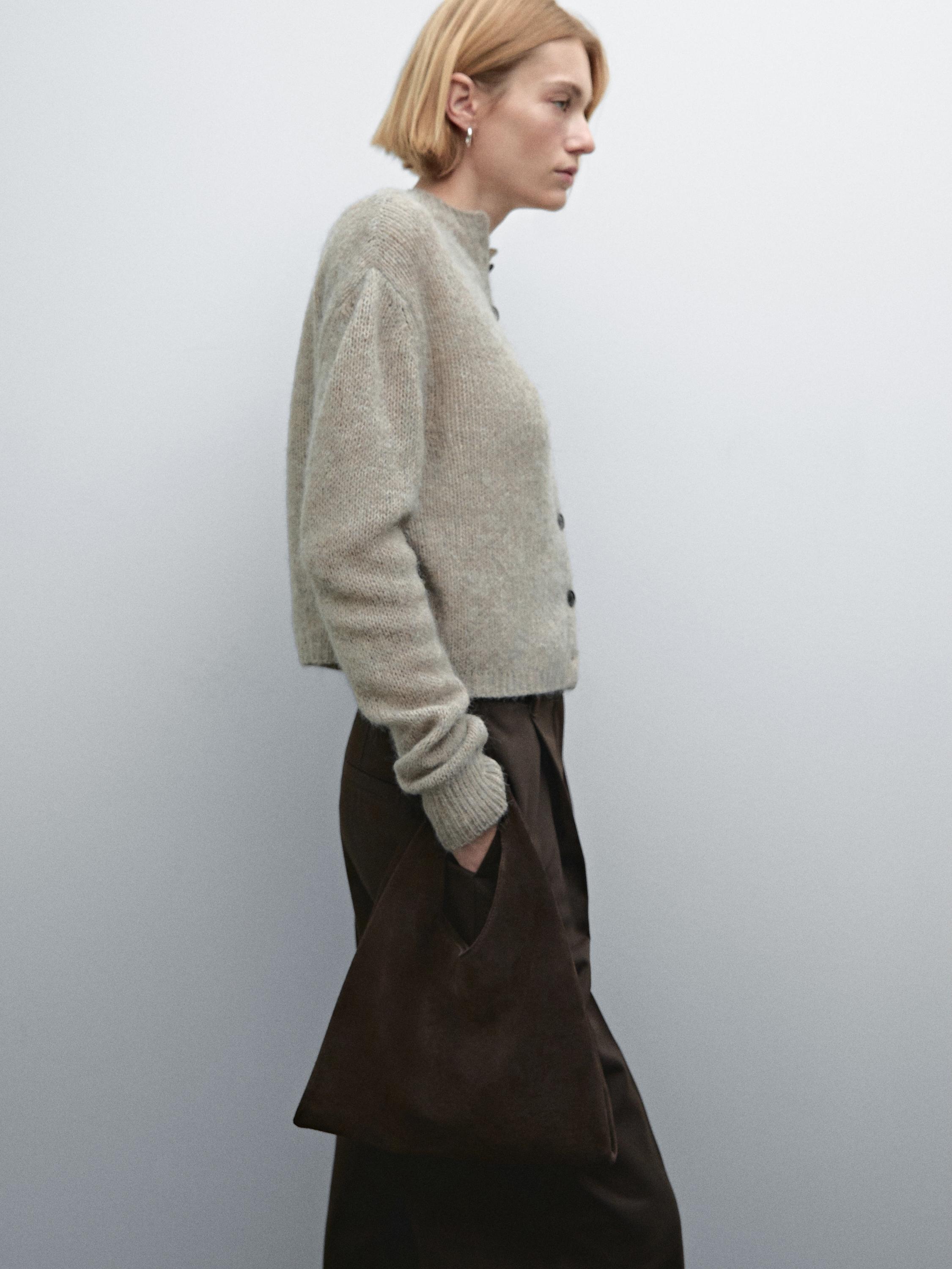 Wide-leg pleated cotton blend trousers