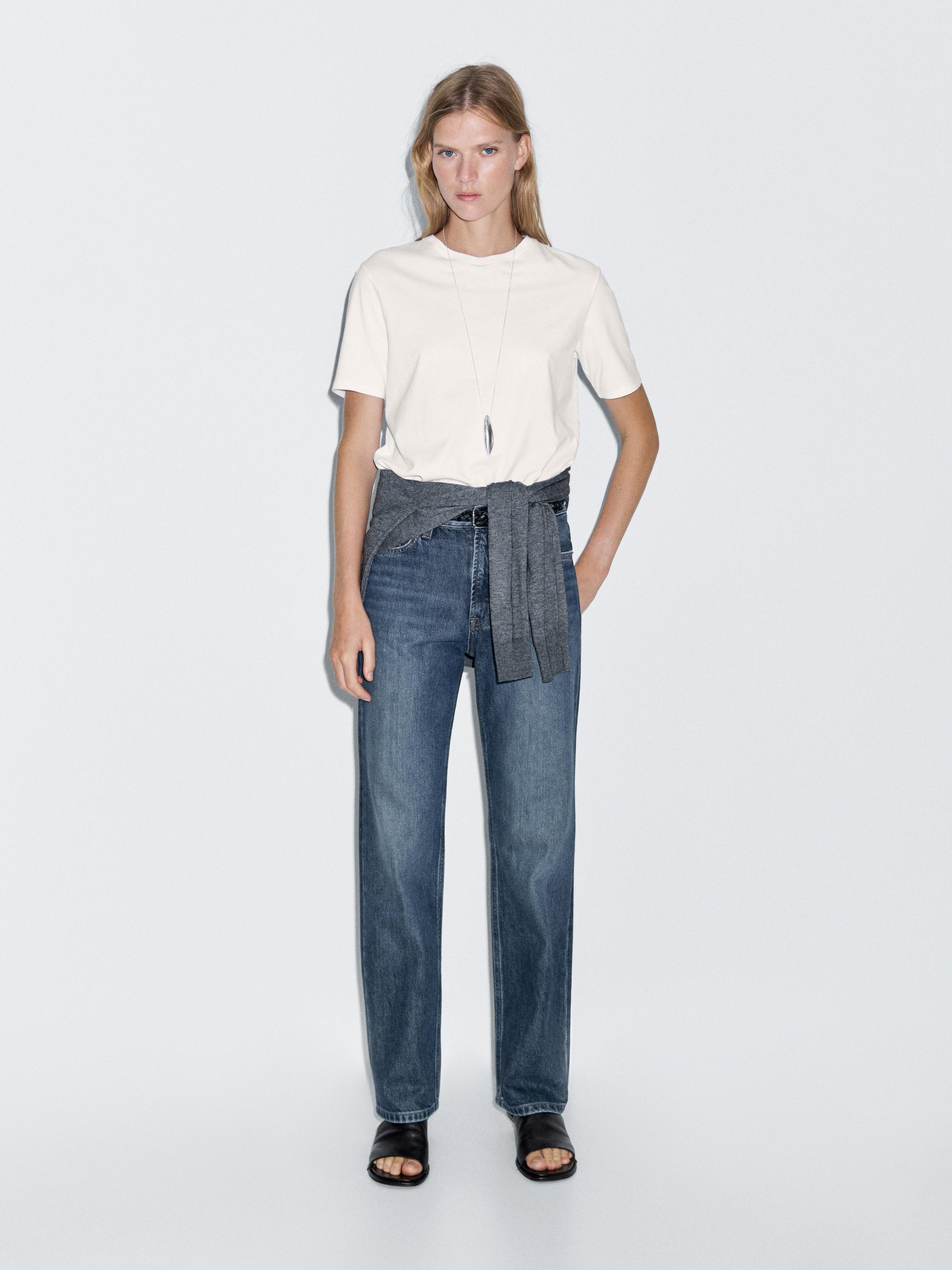 Straight-leg high-waist jeans