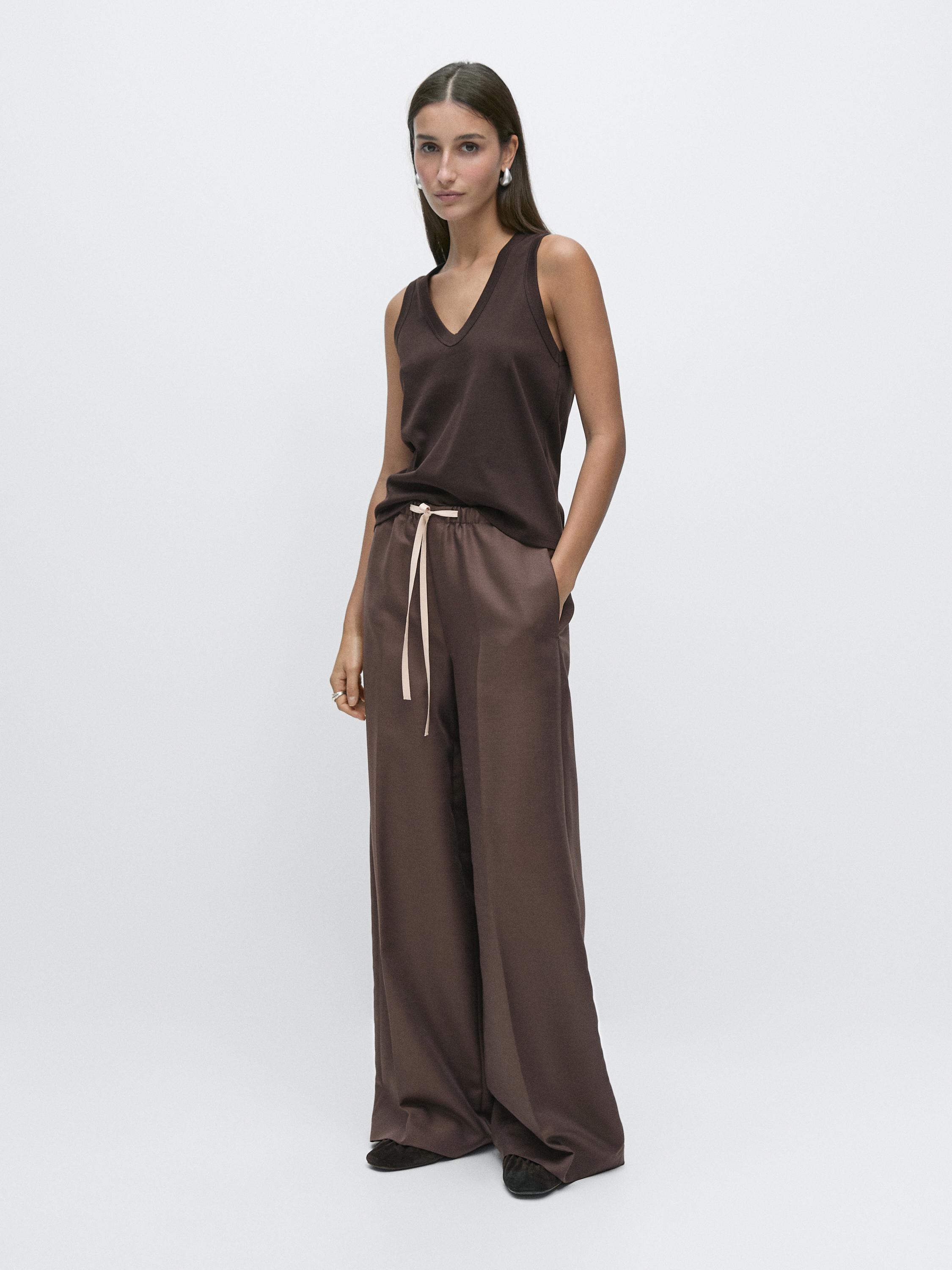 Kaus leher V katun 100%