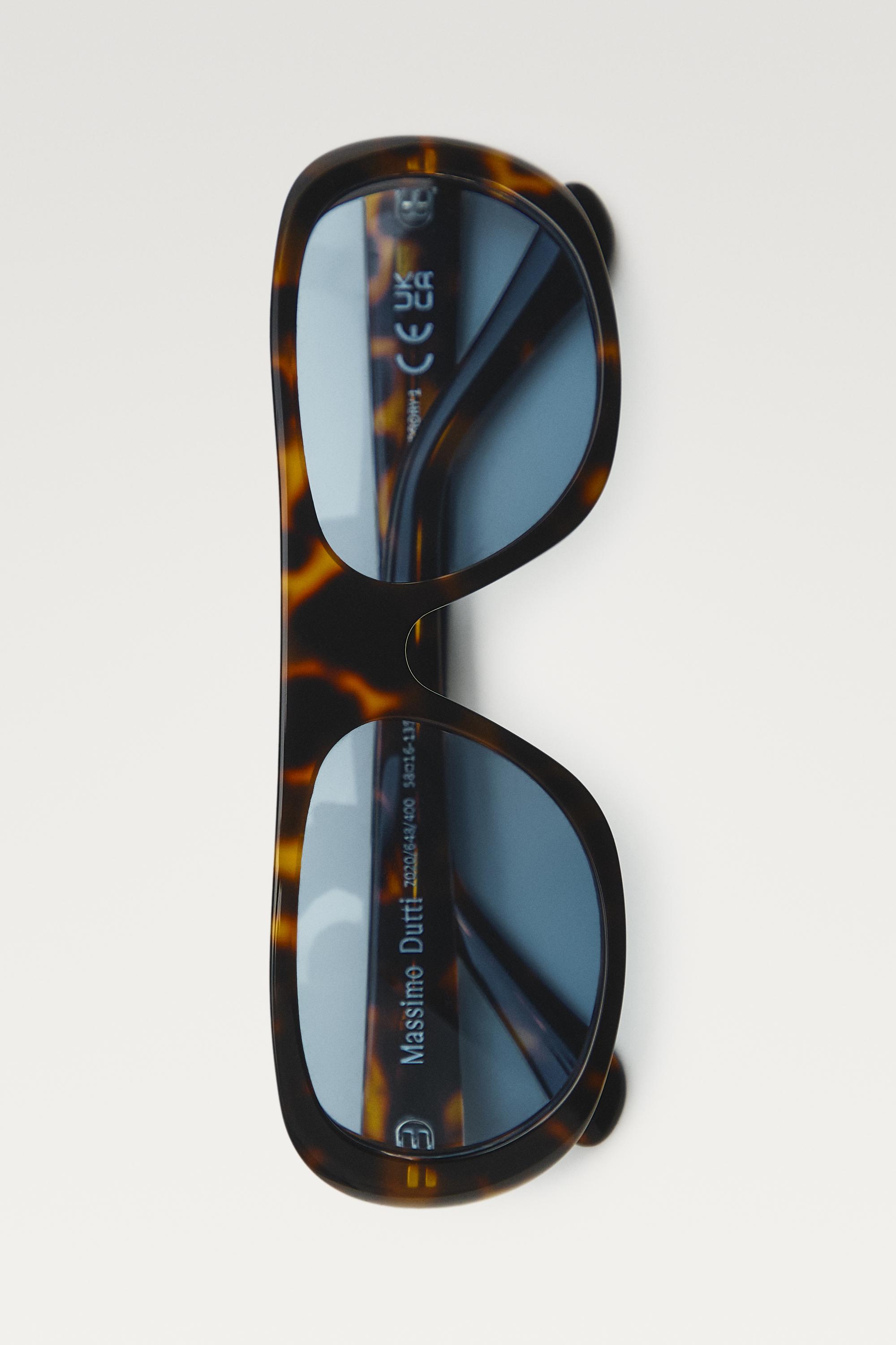 Wide tortoiseshell-effect sunglasses — BLUE