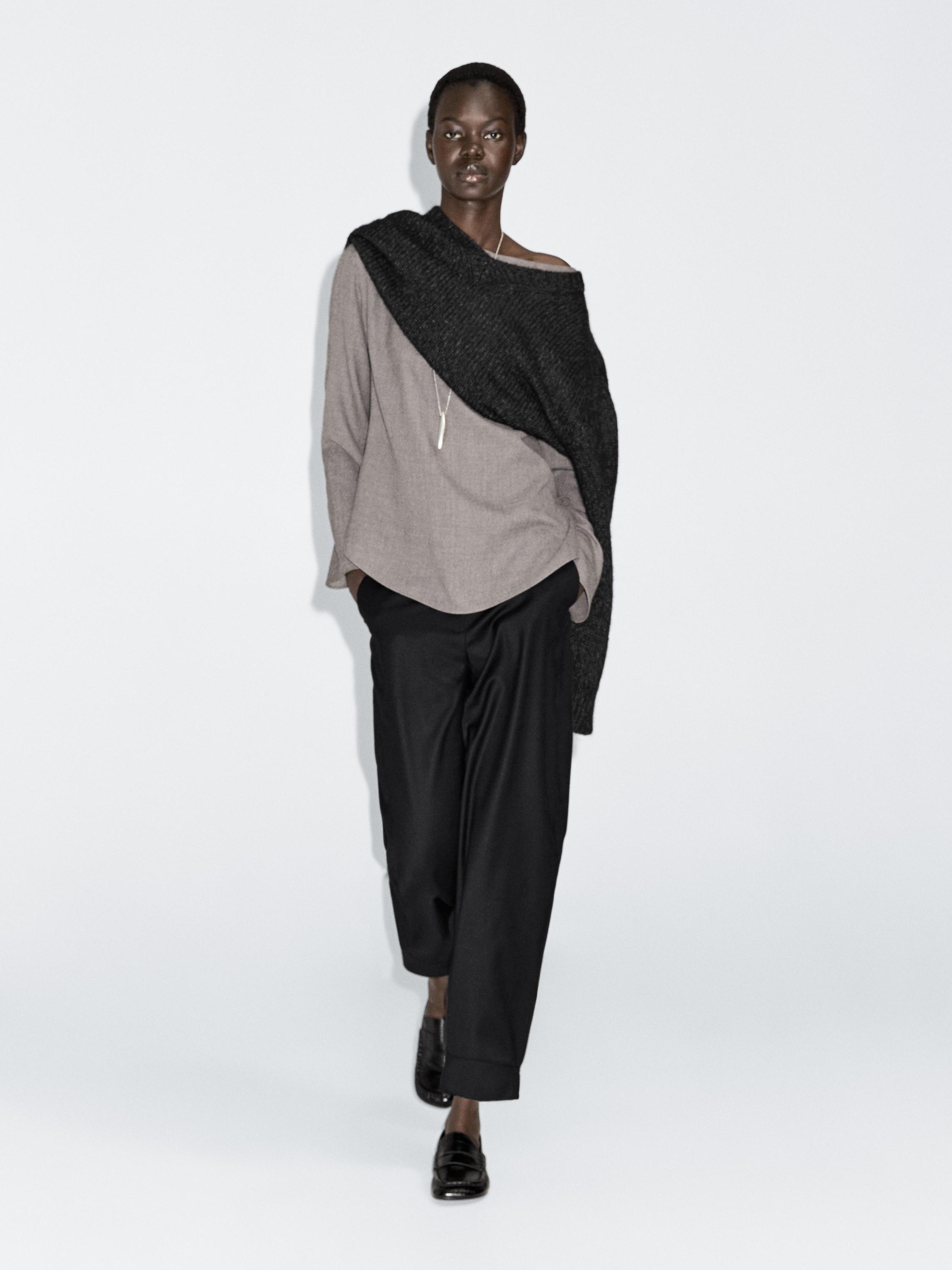 Wool blend sarouel trousers with buckle