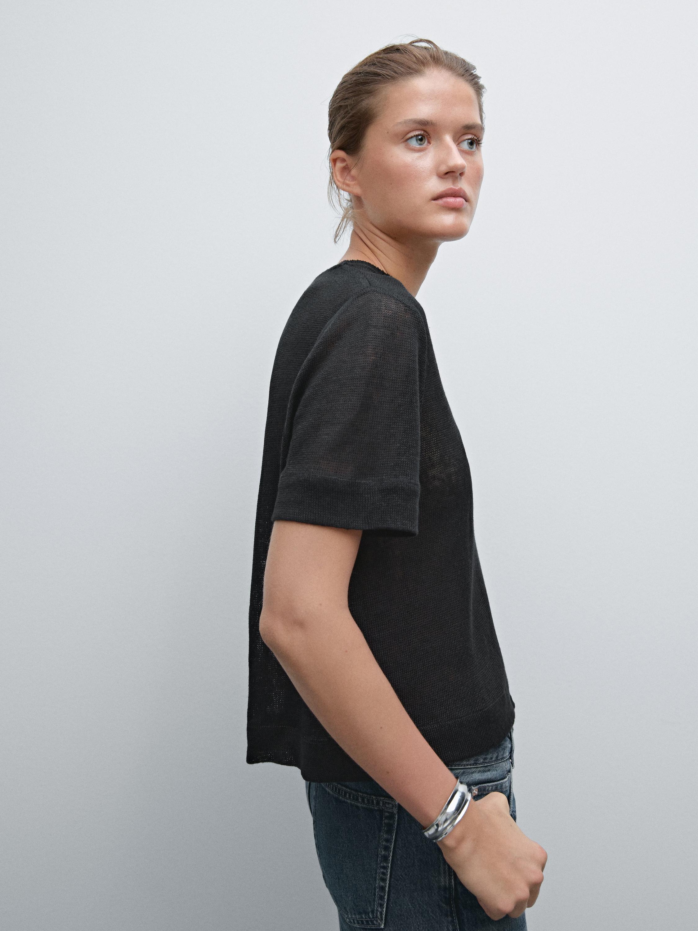 100% linen cutwork T-shirt