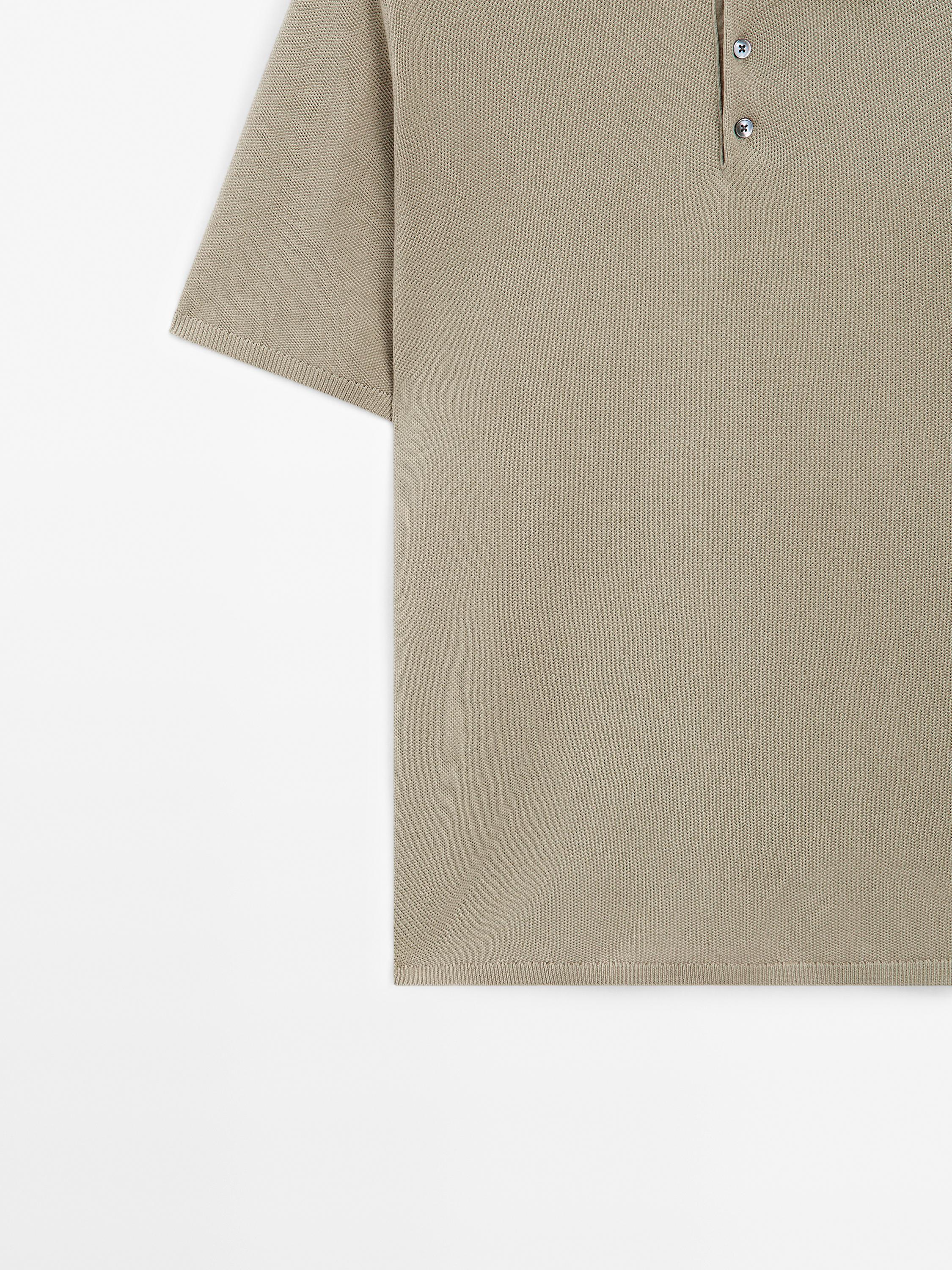 100% cotton textured knit polo shirt